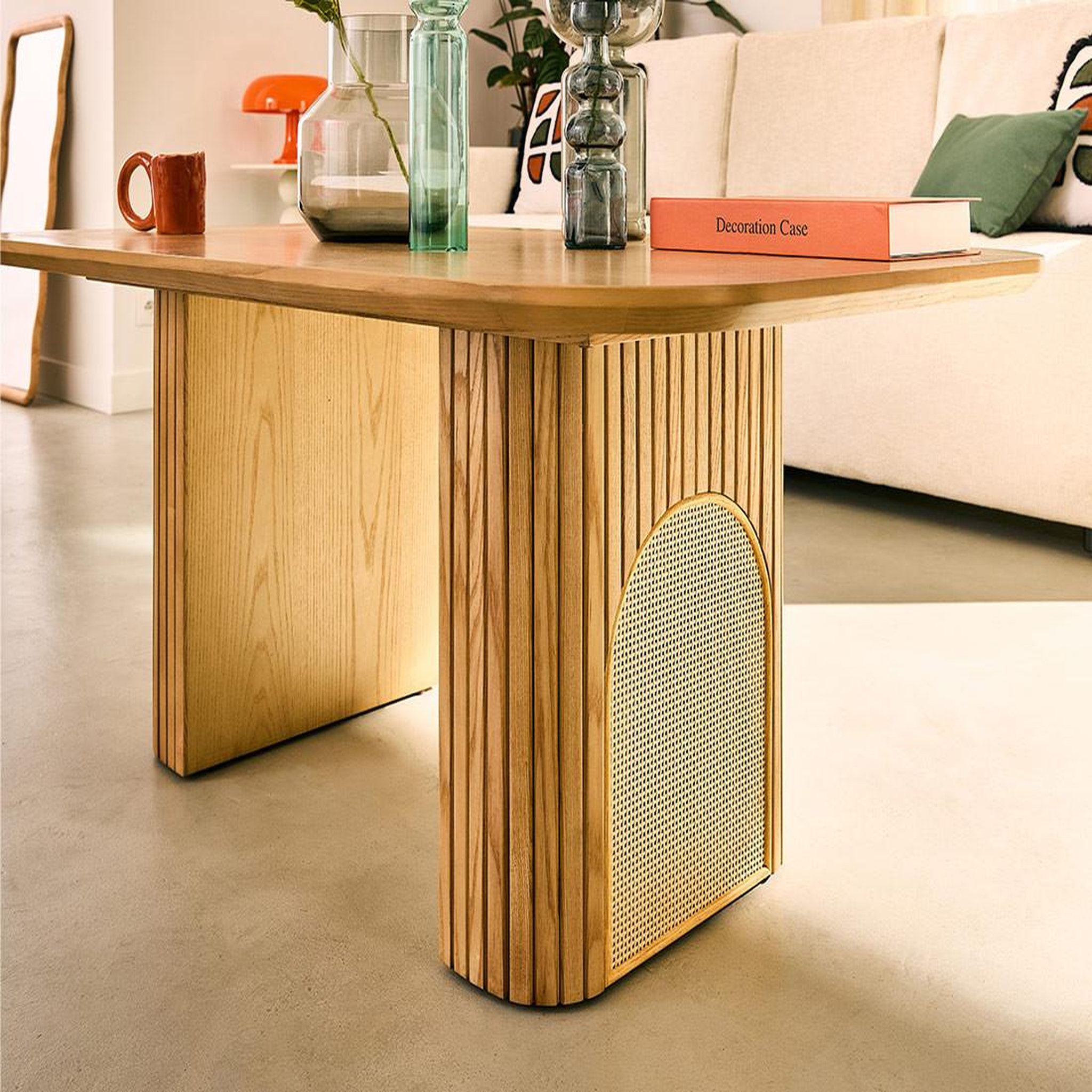 Voir la diapositive 2 : LISA DESIGN Milazzo - table basse - bois plaqué chêne et cannage - 120 cm