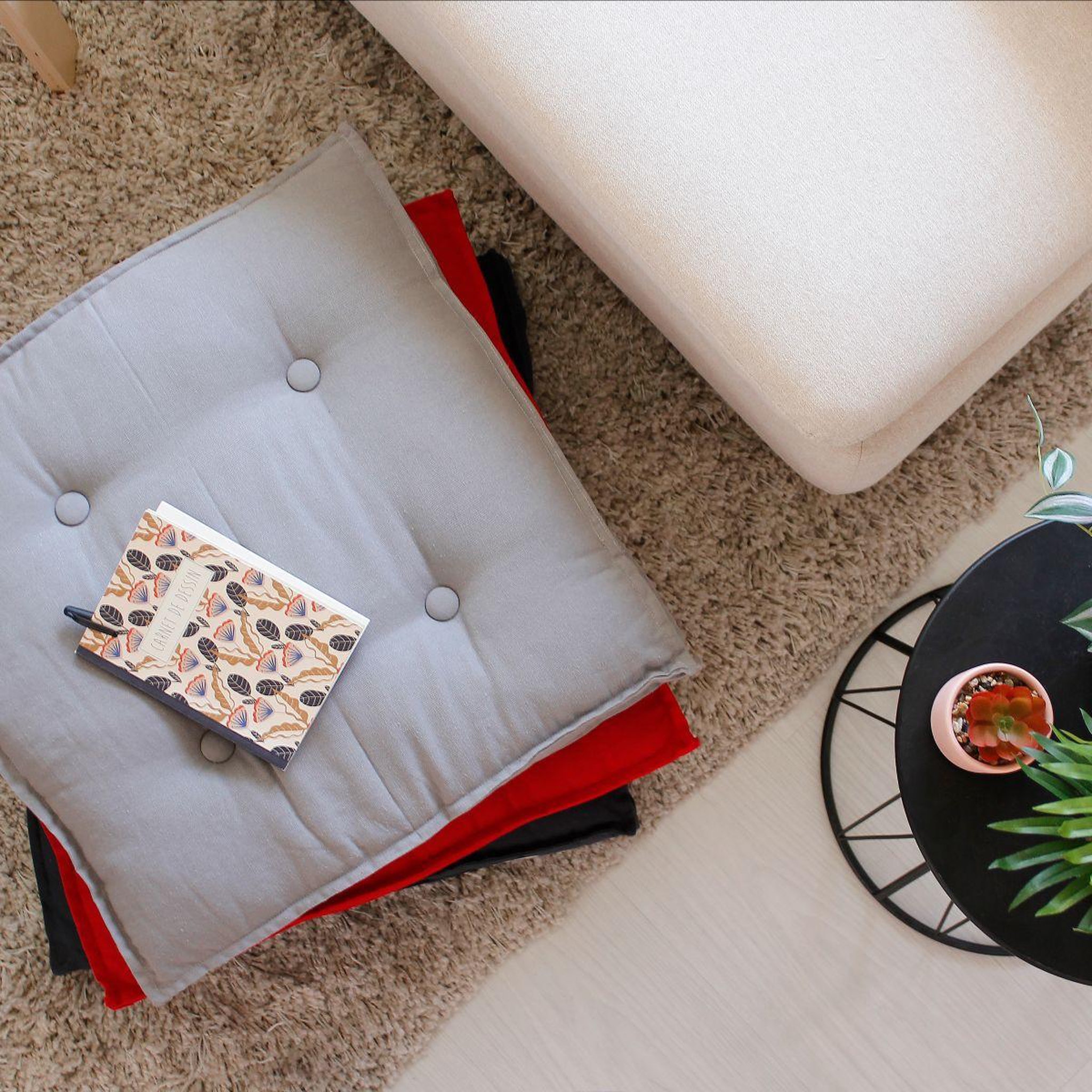 Voir la diapositive 5 : ENJOY HOME Coussin de Sol Uni  Panama  50x50cm Gris Clair