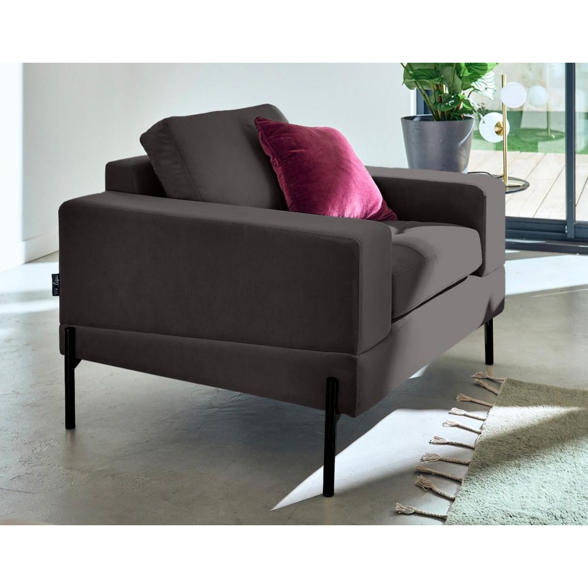 LISA DESIGN Isaure - fauteuil en velours