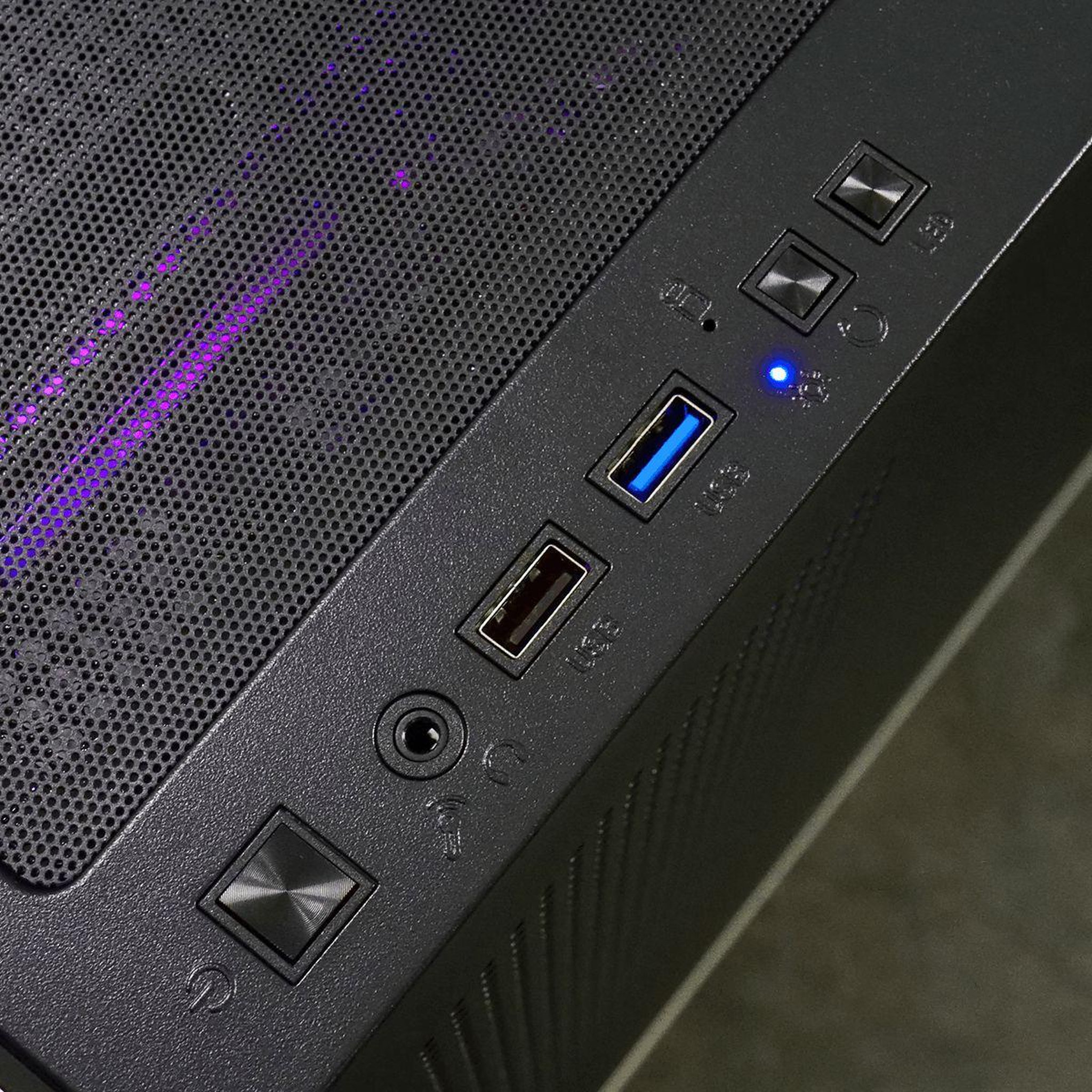 Voir la diapositive 5 : MRED Pc gamer cbt100-01 - amd ryzen 7 8700f - amd radeon rx 9060 xt - 32 go ram ddr5 - ssd 2 to