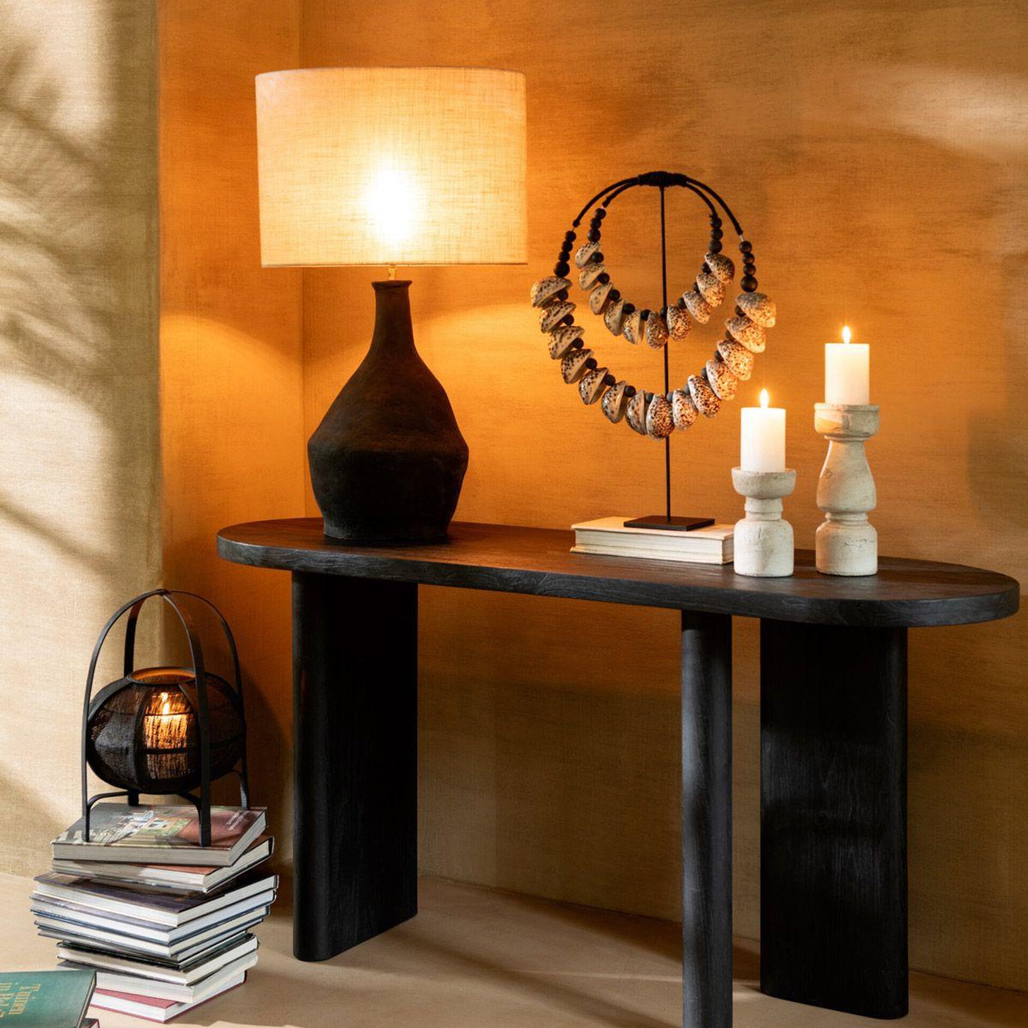 Voir la diapositive 4 : J-LINE Décoration sur pied  coquillages  60cm noir