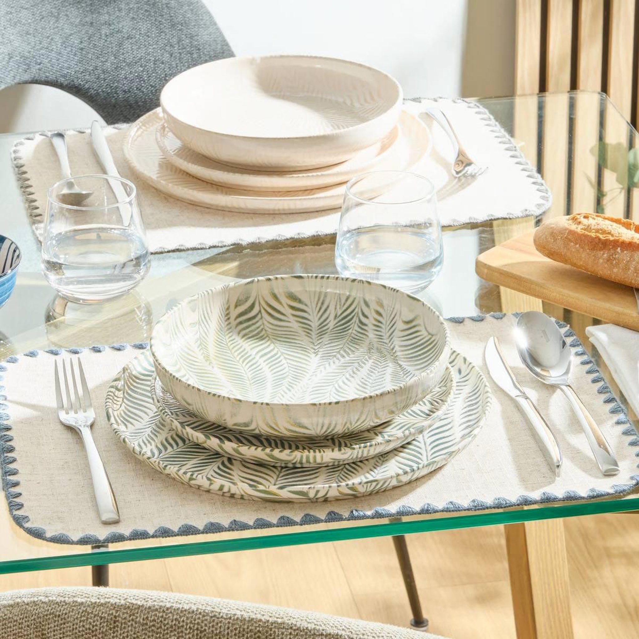 Voir la diapositive 3 : SECRET DE GOURMET Lot de 6 assiettes plates  gina  28cm vert