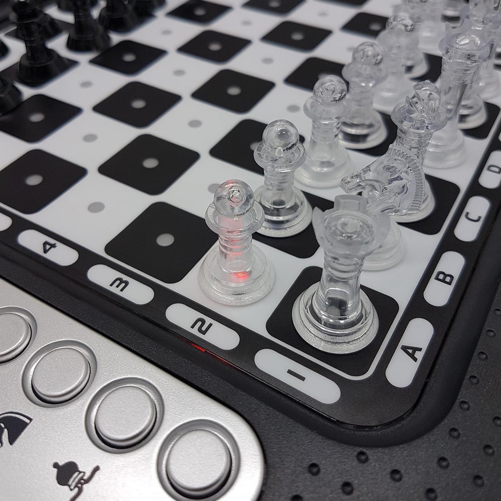 Voir la diapositive 6 : Lexibook ChessMan FX jeu d'échecs magnétique & électronique