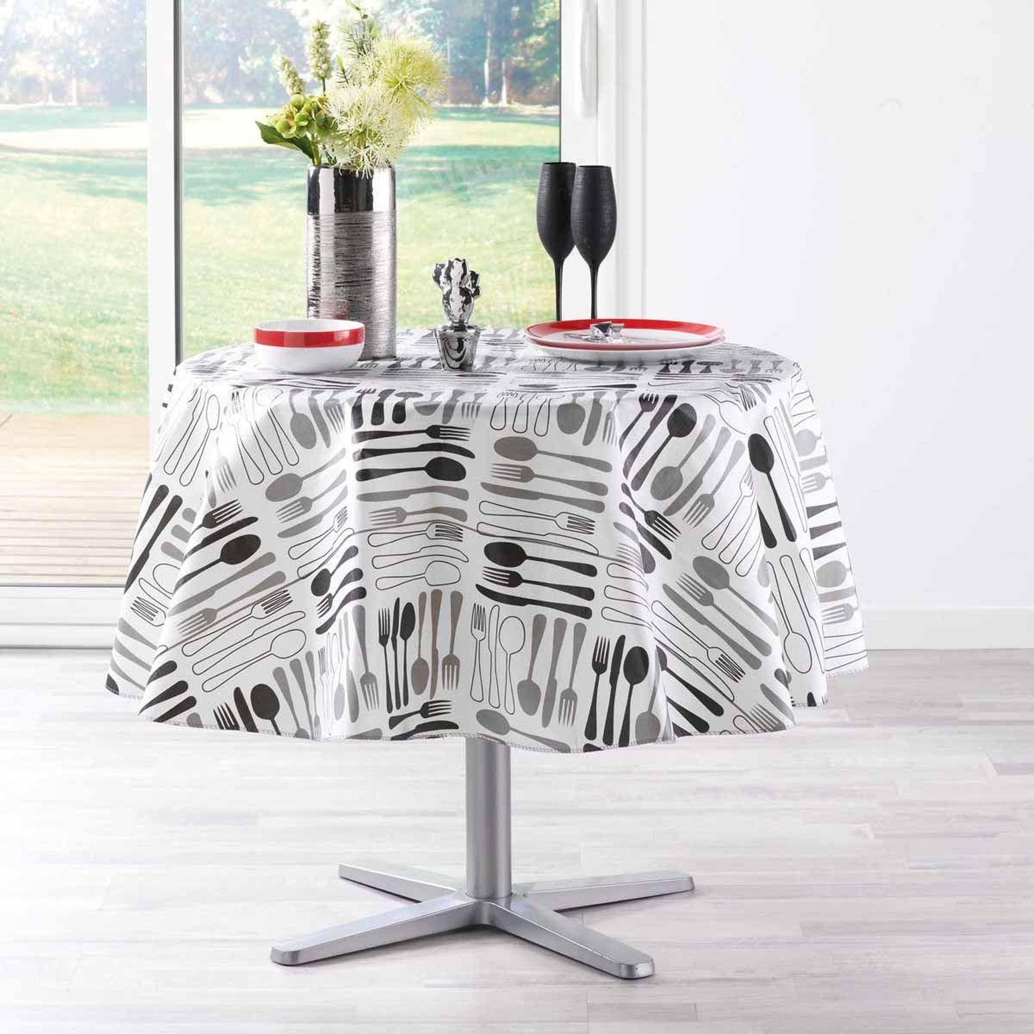 Douceur d'Intérieur Nappe ronde imprimée  dinera  160cm blanc & noir
