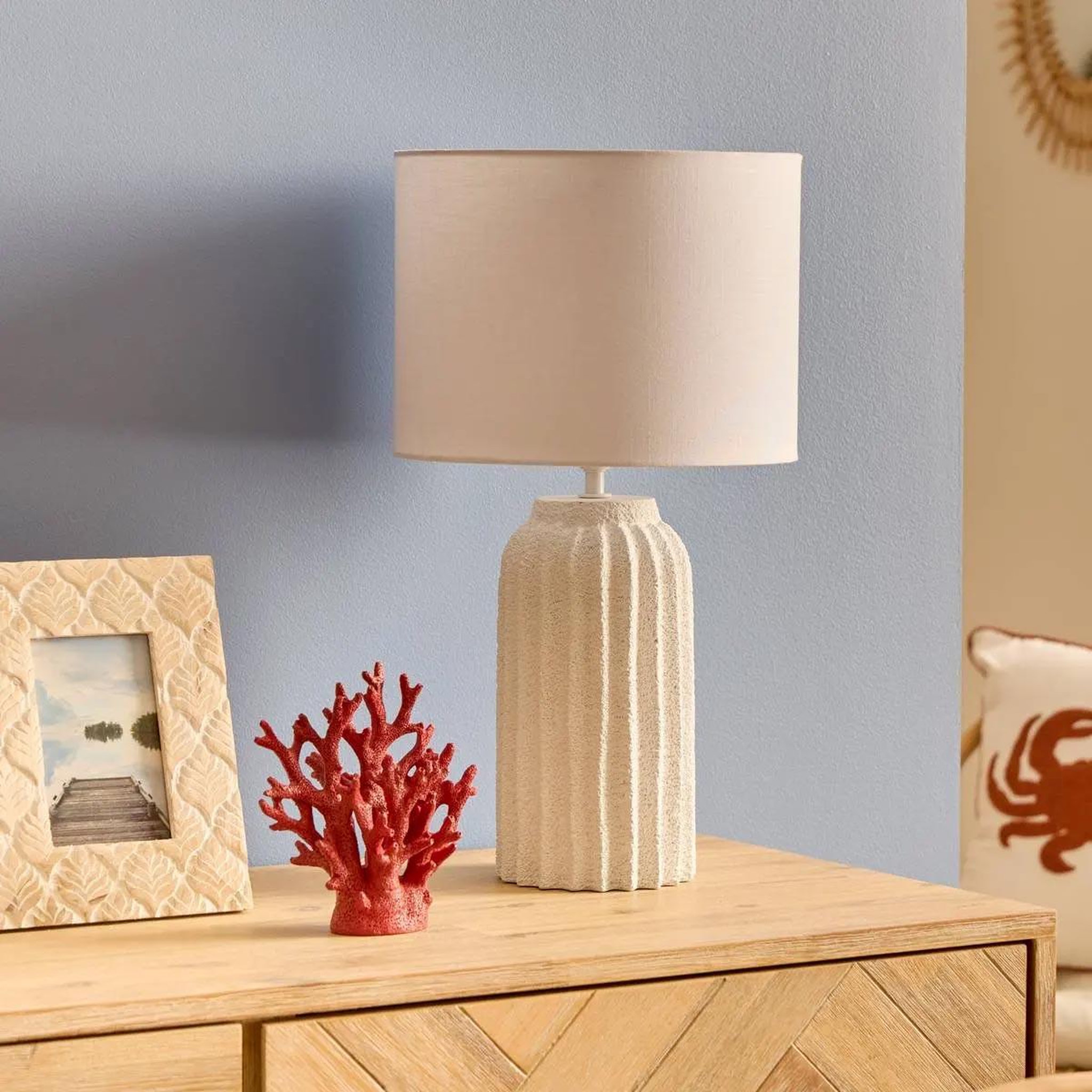Voir la diapositive 6 : ATMOSPHERA Lampe à poser en béton  fernan  50cm blanc
