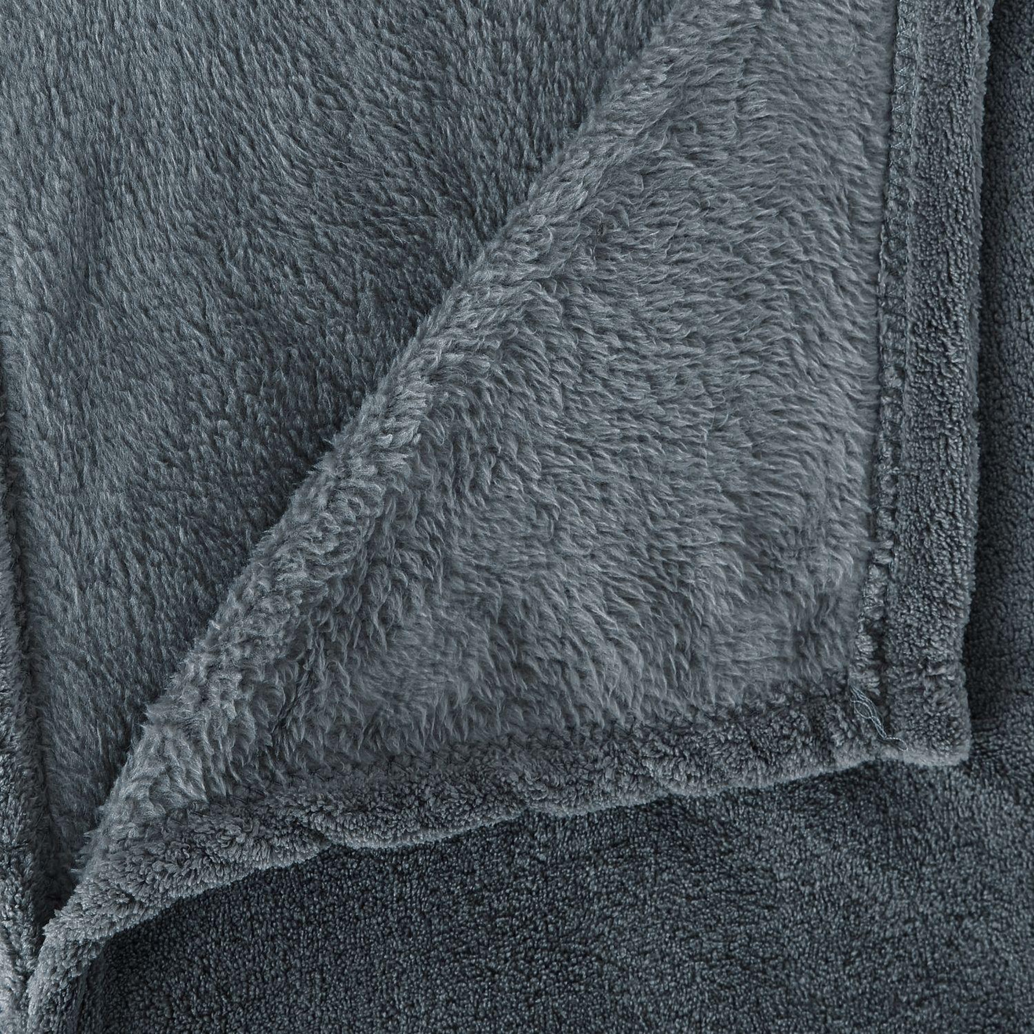 Voir la diapositive 3 : ATMOSPHERA Plaid en Microfibre uni