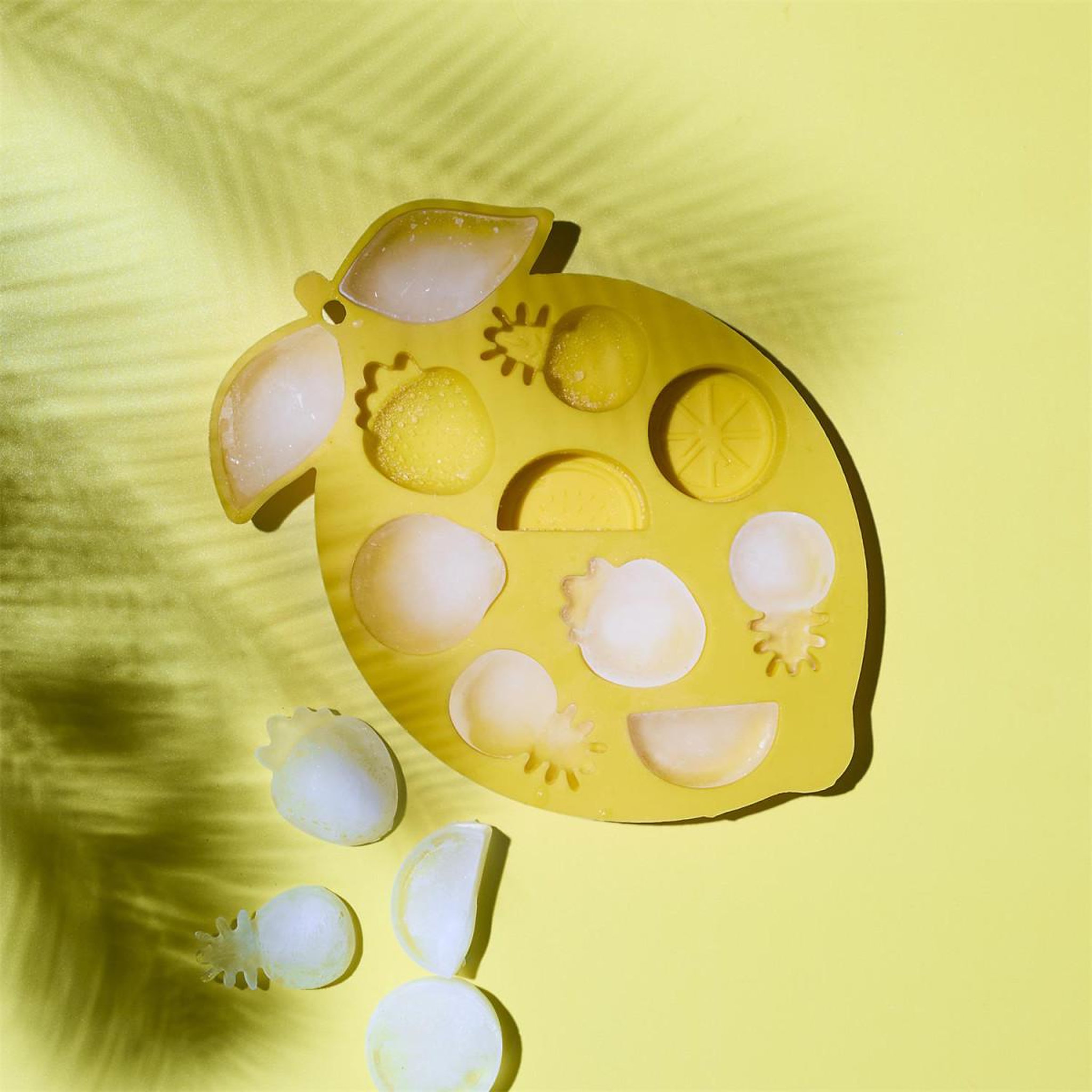 Voir la diapositive 4 : COOK CONCEPT Moule à glaçons 11 fruits  dolce vita  24cm jaune