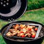 Voir la diapositive 2 : FM PROFESSIONAL Ensemble de 2 Plaques ondulée et perforée pour four et barbecue en tôle 38 x 33 cm FM Professional Barbecue