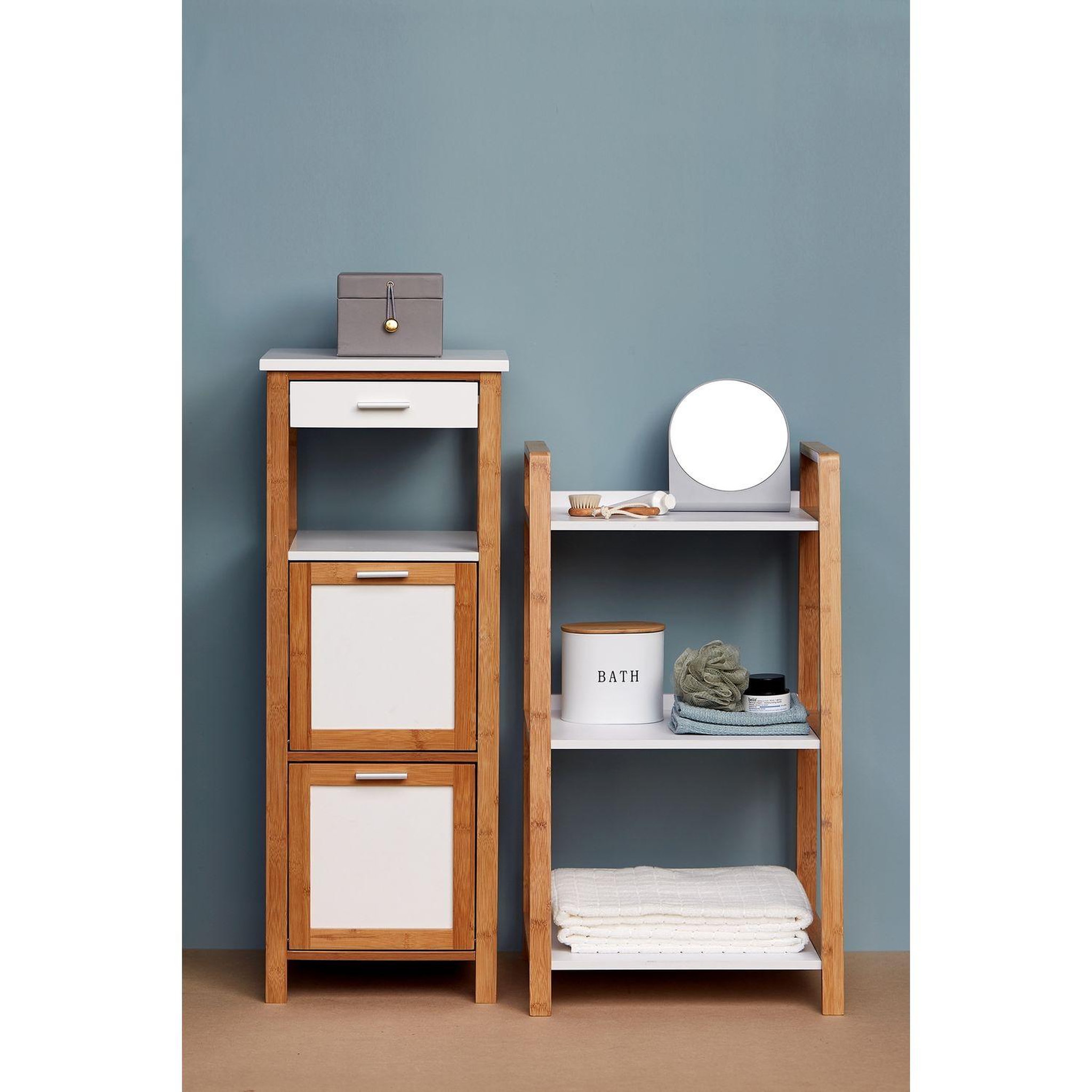 Voir la diapositive 4 : Wenko Etagère de salle de bain scandinave finja - l. 34 x h. 89 cm - blanc