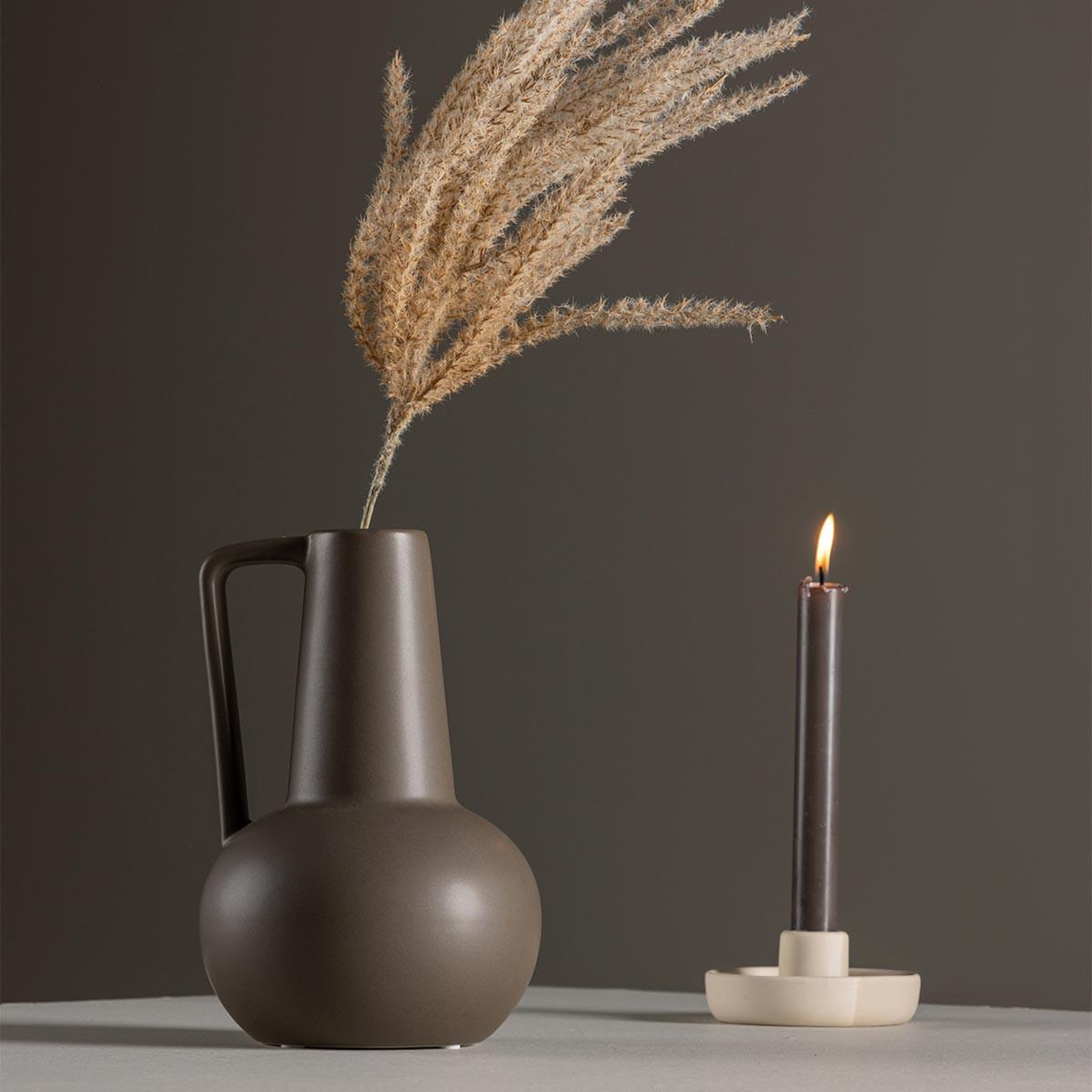 Voir la diapositive 5 : Paris Prix Vase design en céramique  lane  22cm marron
