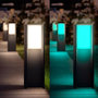 Voir la diapositive 2 : PHILIPS HUE Borne lumineuse basse - PHILIPS HUE - Turaco - Gris anthracite - IP44 - Lumiere blanche et colorée - 1100 lumens