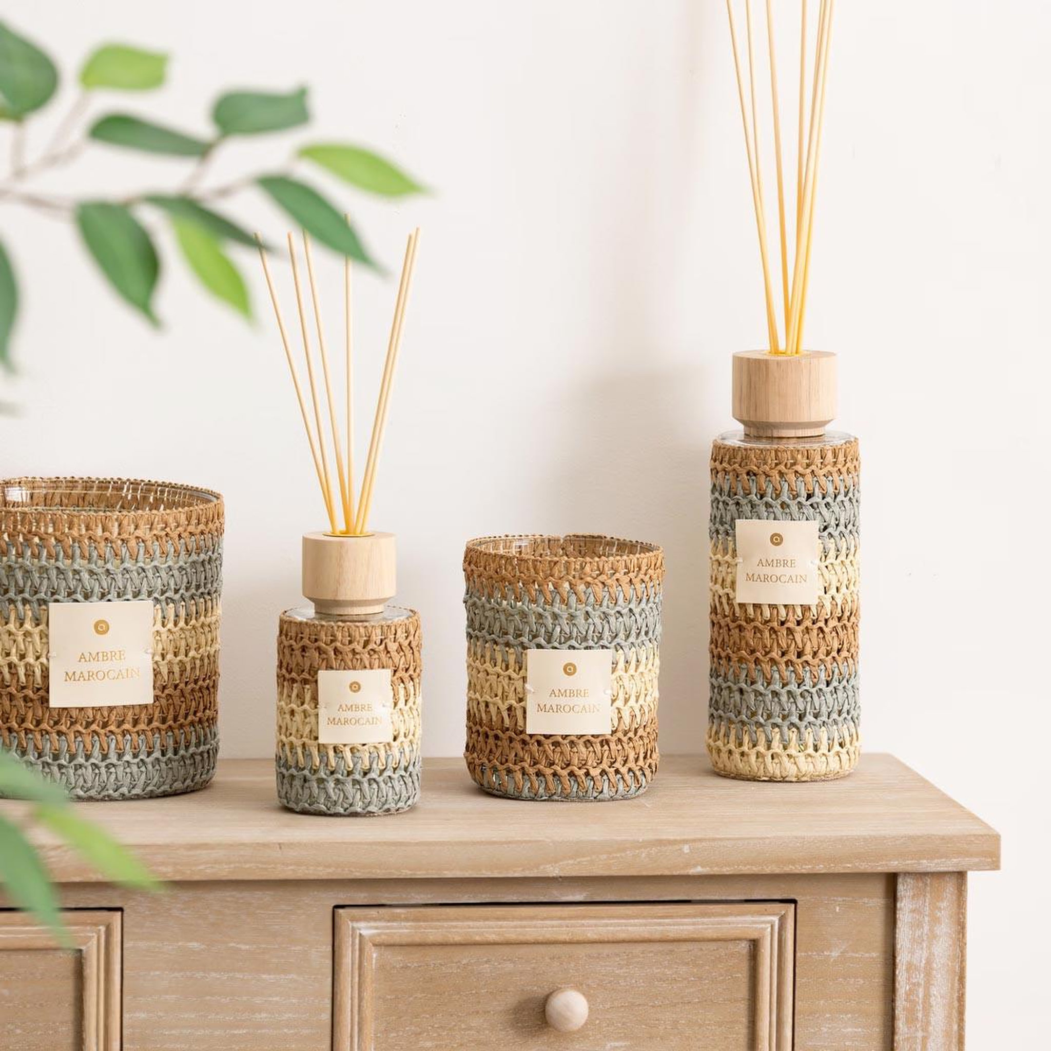Voir la diapositive 4 : ATMOSPHERA Bougie parfumée en verre  zaya  470g ambre marocain
