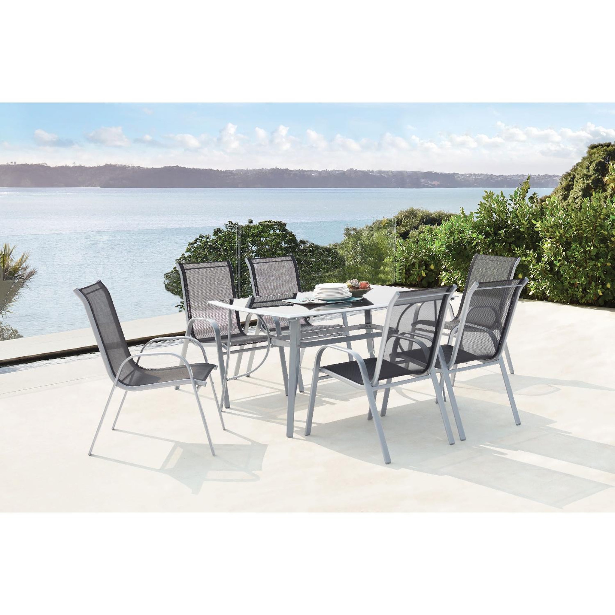 Voir la diapositive 6 : CONCEPT USINE Table de jardin et 6 chaises en aluminium et acier gris alassio