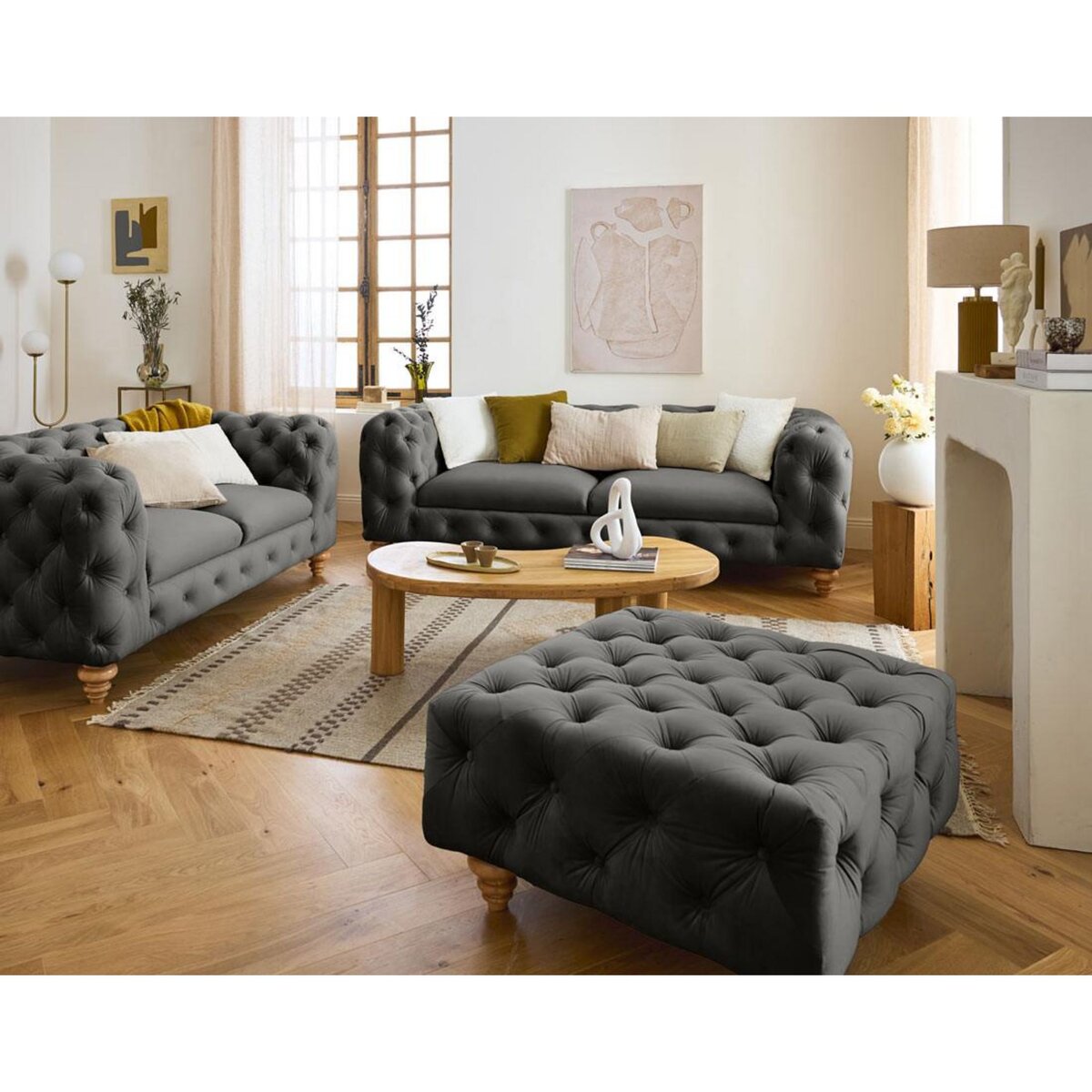 LISA DESIGN Walter - pouf chesterfield en velours - pieds bois