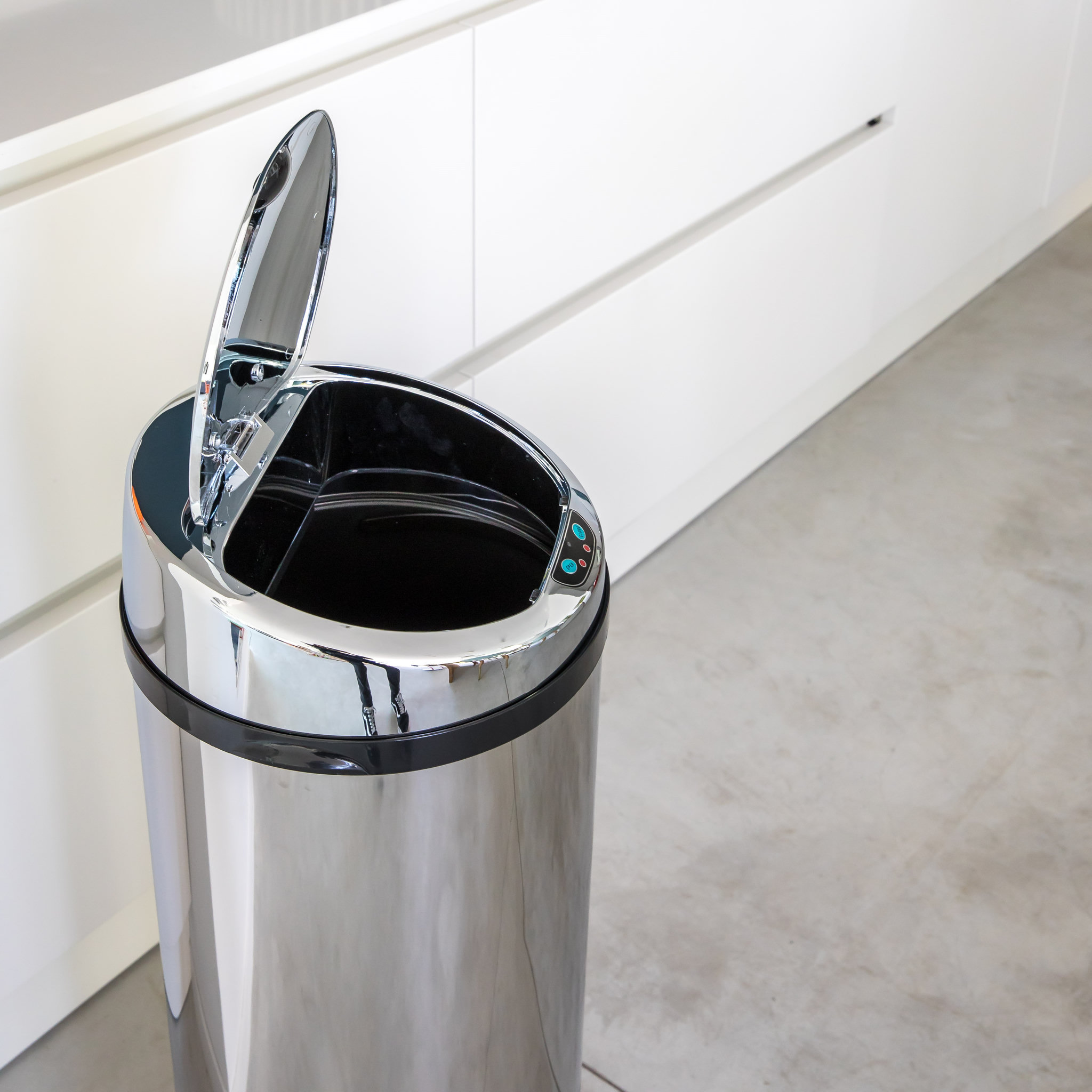 Voir la diapositive 5 : KITCHEN MOVE Poubelle automatique 50L Chrome Luxe ARTIC