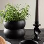 Voir la diapositive 2 : Paris Prix Pot Déco en Céramique  Dapne  16cm Noir