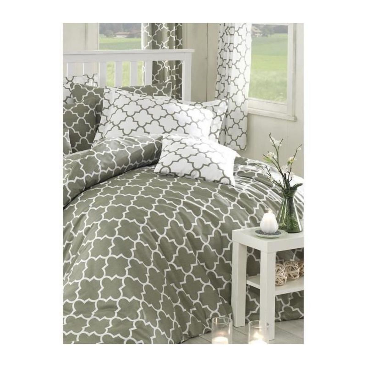 GENERIQUE Parure de lit - 1 housse de couette 220 x 240 cm + 2 taies d'oreiller 60 x 60 cm - 100% coton renforcé - Gris