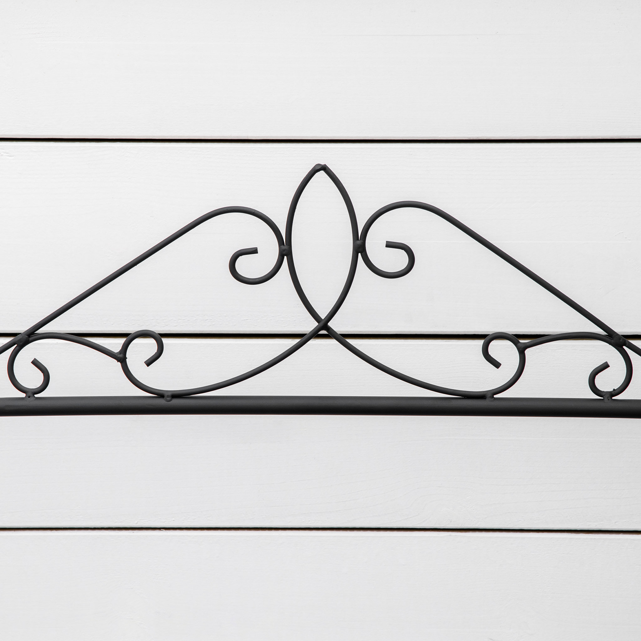 Voir la diapositive 5 : OUTSUNNY Support pour plantes présentoir avec étagères en métal 3 niveaux forme escalier intérieur/extérieur dim. 60,5L x 59,5l x 95,5H cm noir