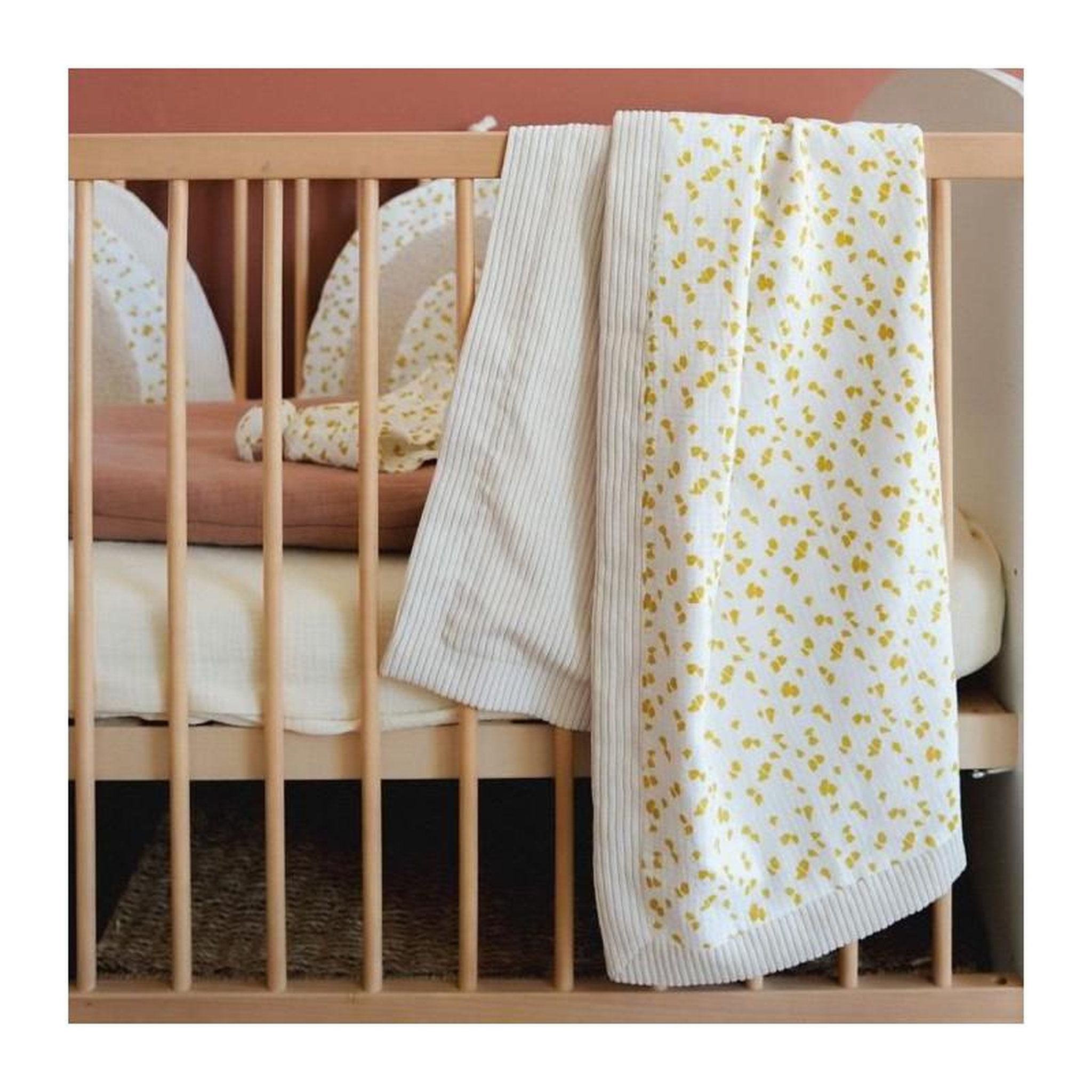 Voir la diapositive 3 : DOMIVA Couverture réversible esprit safari pour bébé Beige 75x100 cm