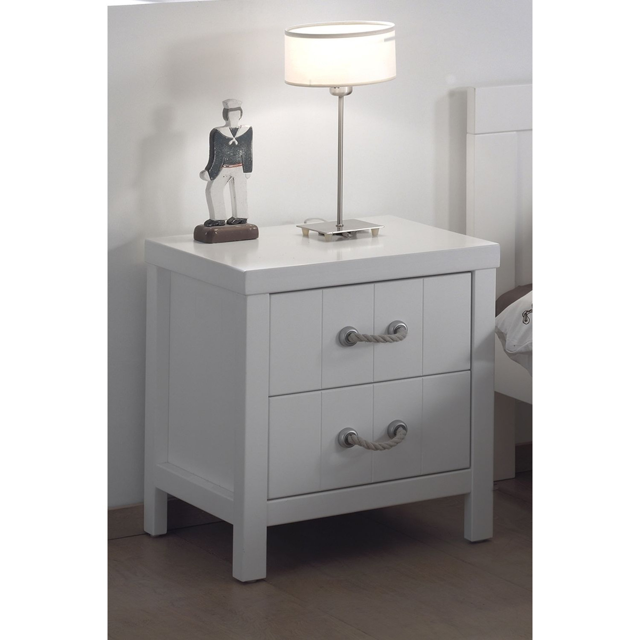 Voir la diapositive 2 : Table de chevet coloris blanc laqué MARINE