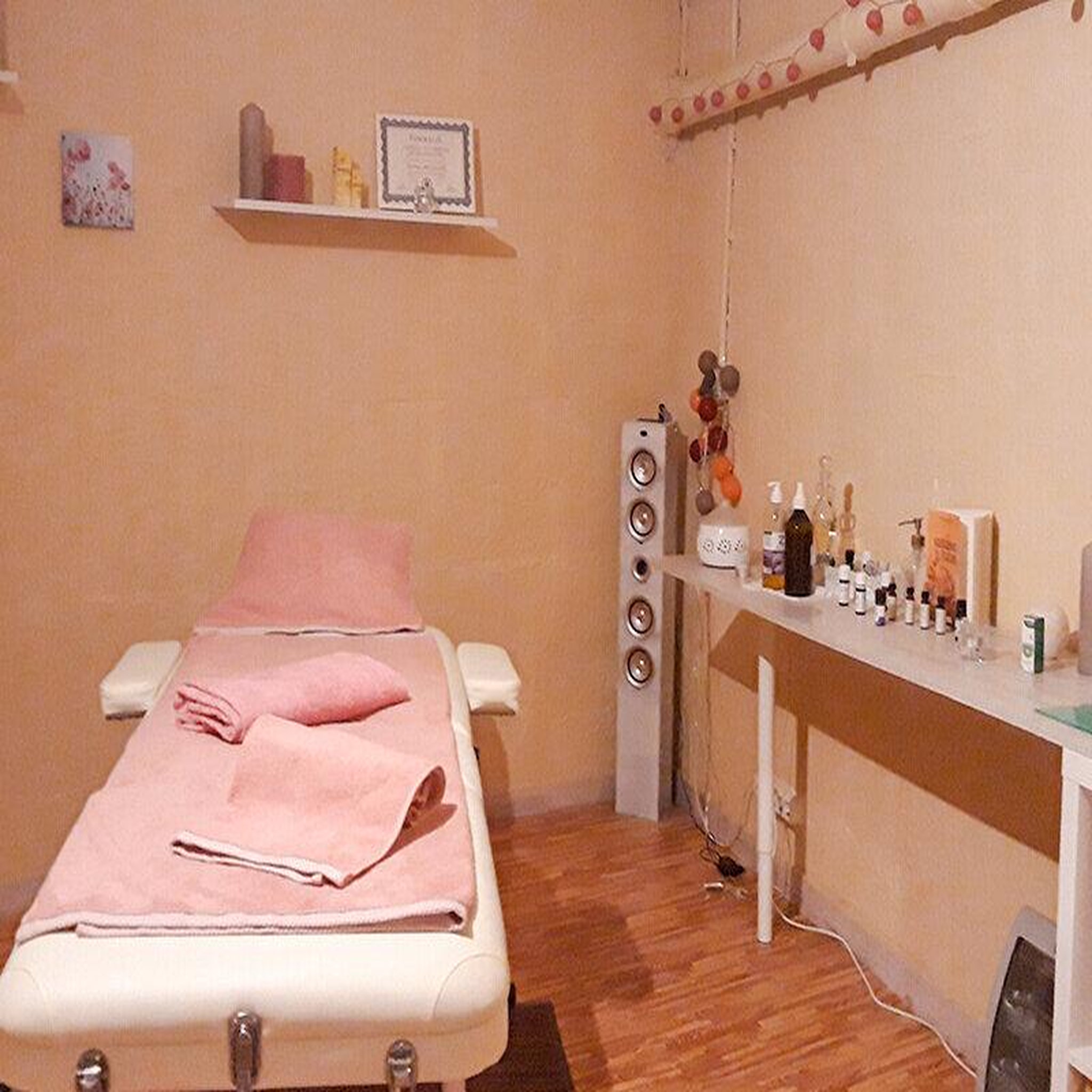 Voir la diapositive 2 : Smartbox Pause bien-être d'1h30 avec massage près d'Aix-en-Provence - Coffret Cadeau Bien-être