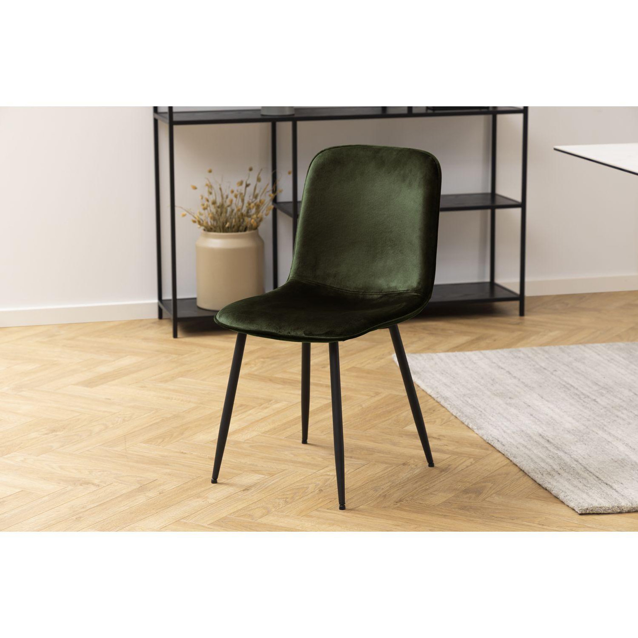 Voir la diapositive 2 : TOILINUX Lot de 4 chaises Kate en velours et métal - Vert