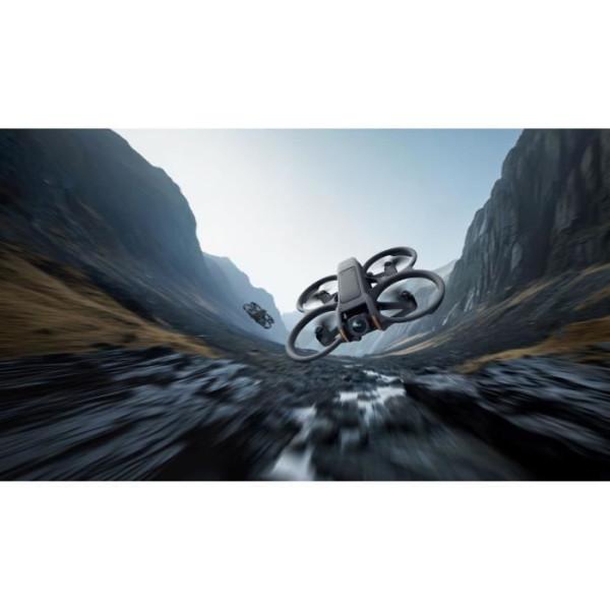 Voir la diapositive 2 : DJI DJI Avata 2 - Drone seul