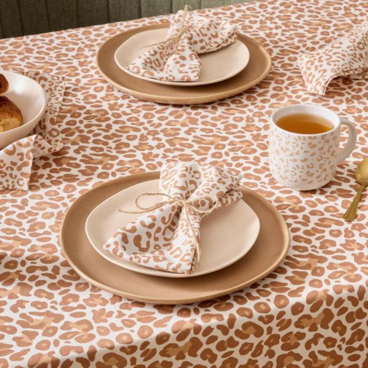 ATMOSPHERA Lot de 4 Serviettes de Table  Leopardi  40x40cm Beige
