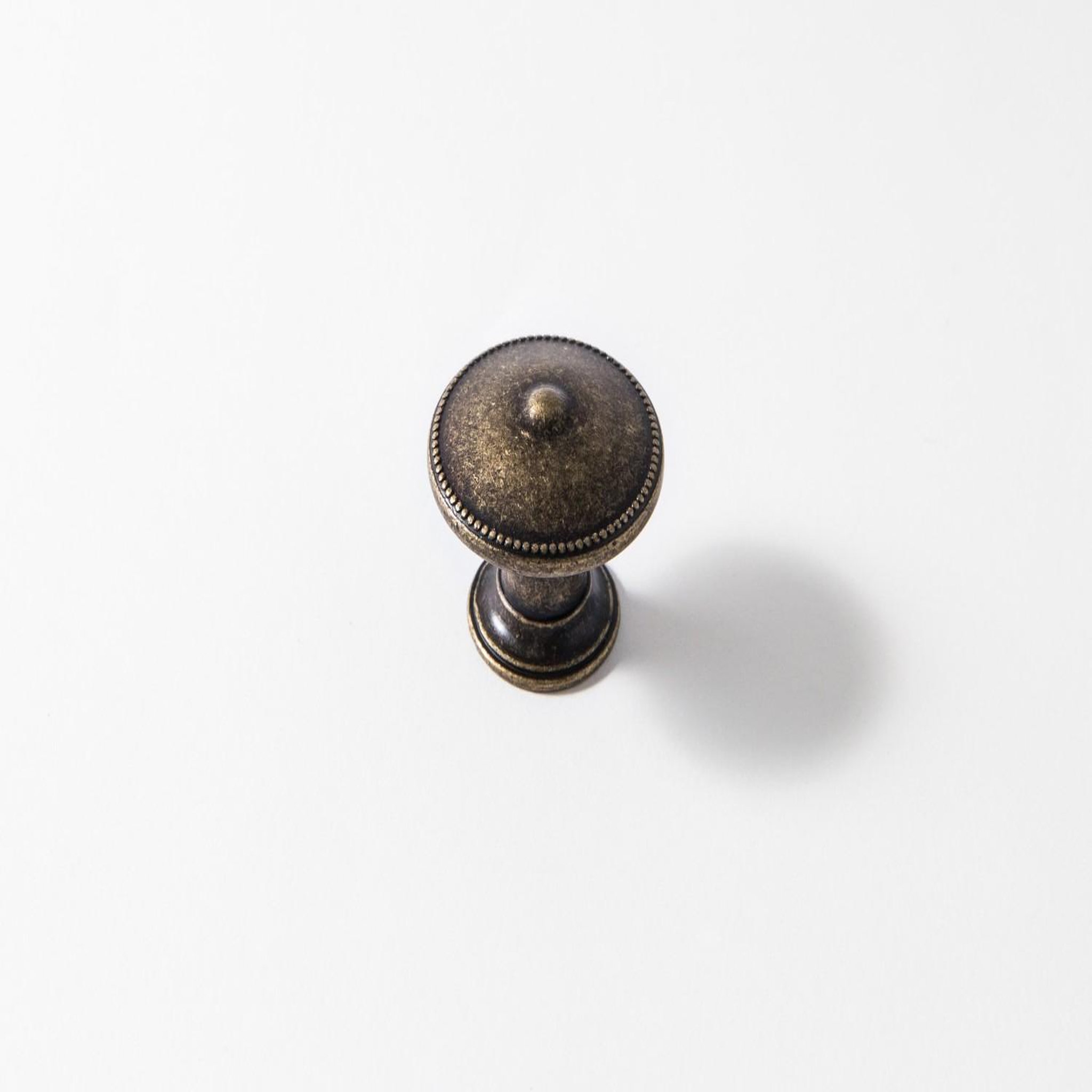 CENTRALE BRICO Bouton de meuble Rond vieil or zamak H.24 x l.30 x P.30 mm