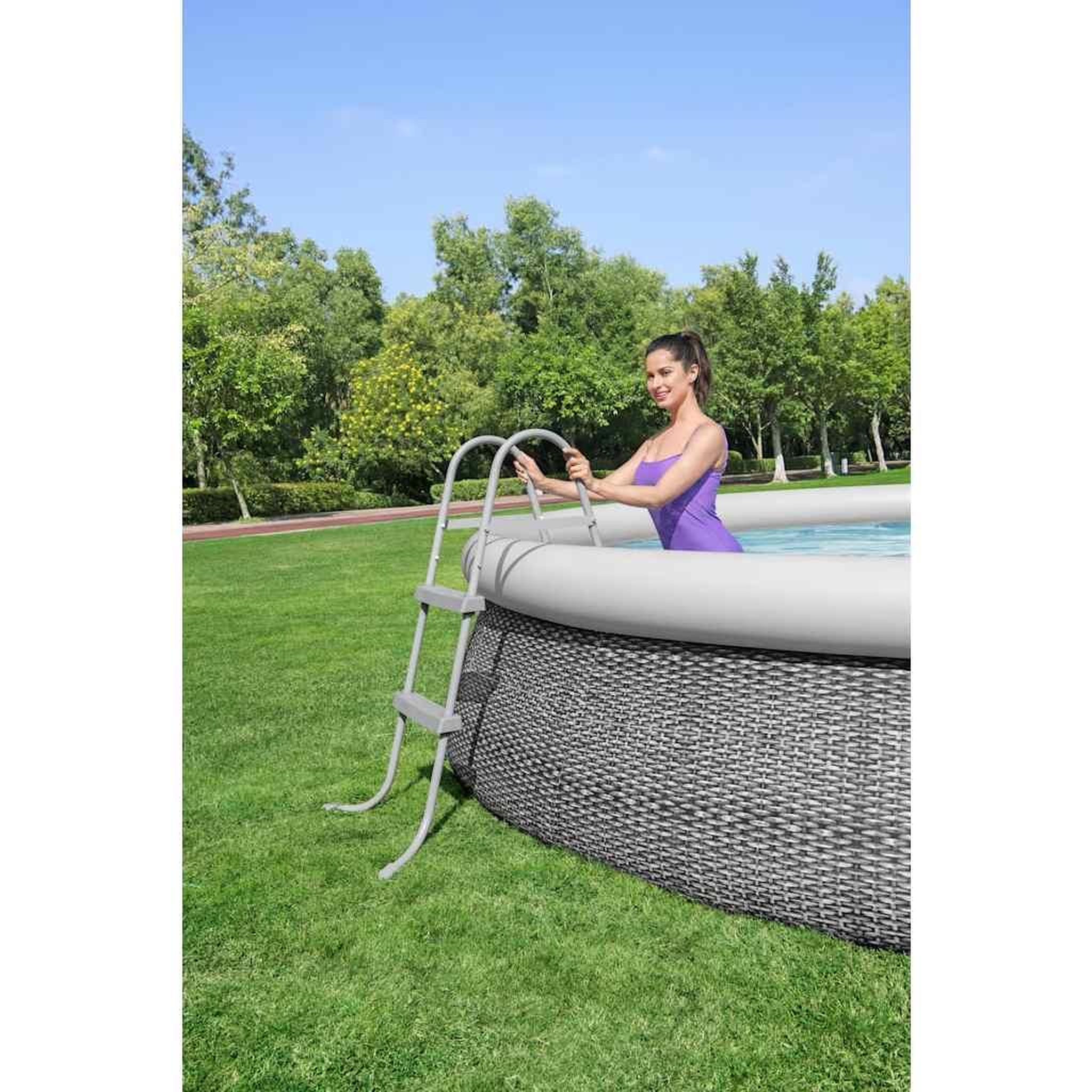 Voir la diapositive 2 : BESTWAY Bestway Echelle de piscine a 2 marches Flowclear 84 cm