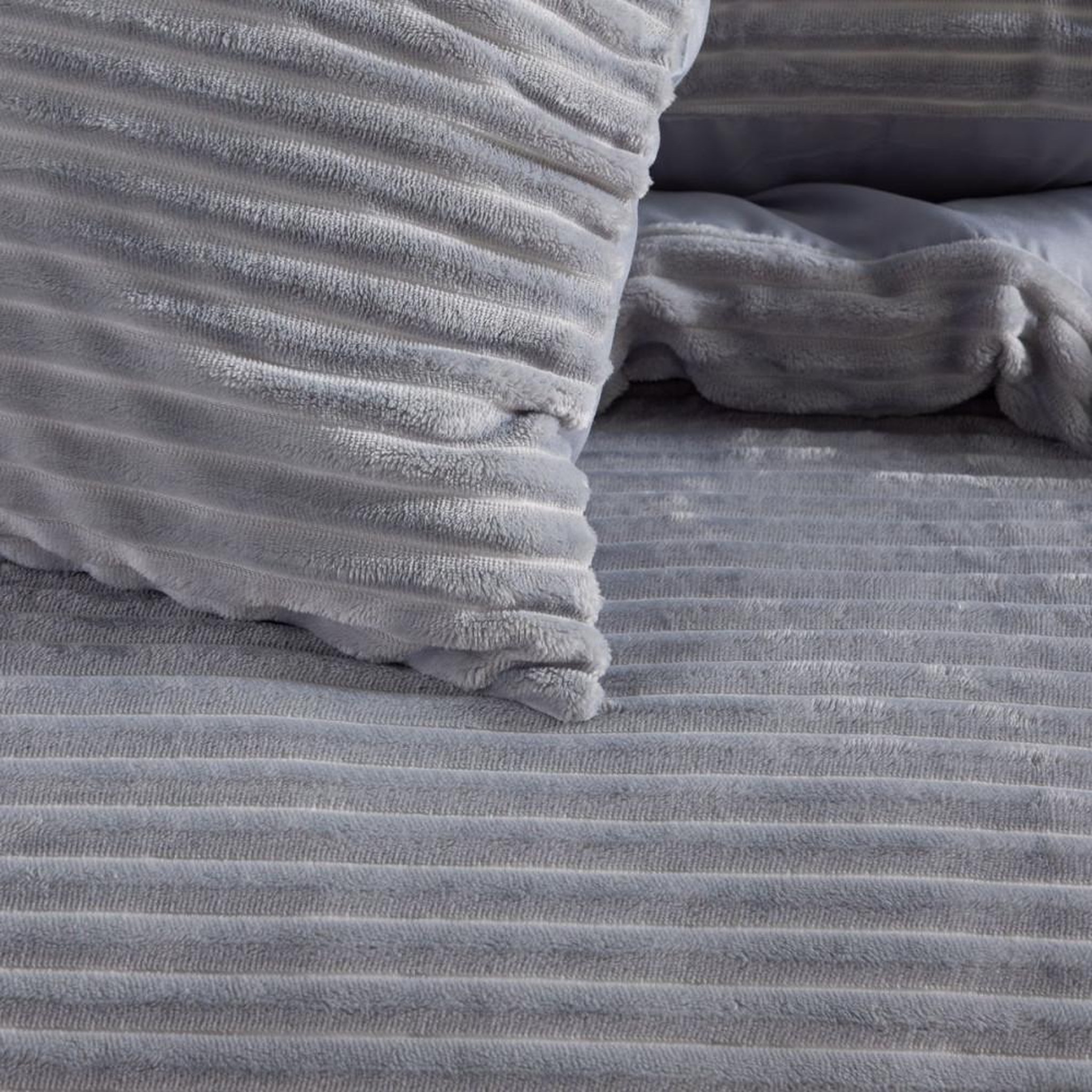 Voir la diapositive 3 : Today Parure de lit - TODAY - Cotelé - 2 personnes - 220 x 240 cm - Gris uni