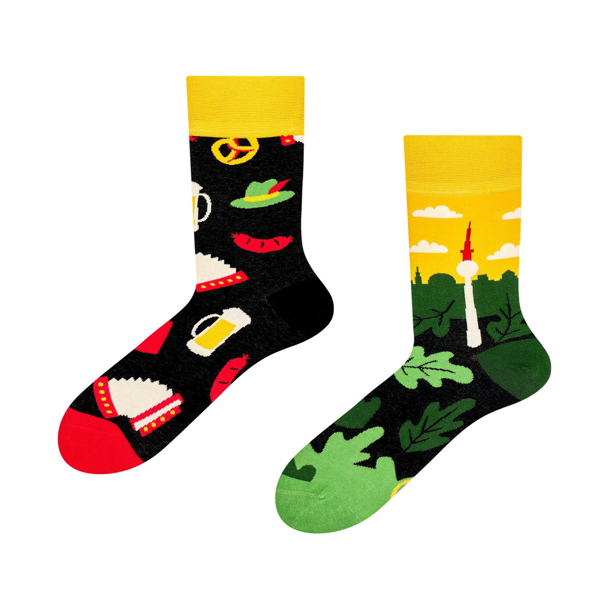 DEDOLES Chaussettes l'allemagne (et sa bière). Coloris disponibles : Multicolore