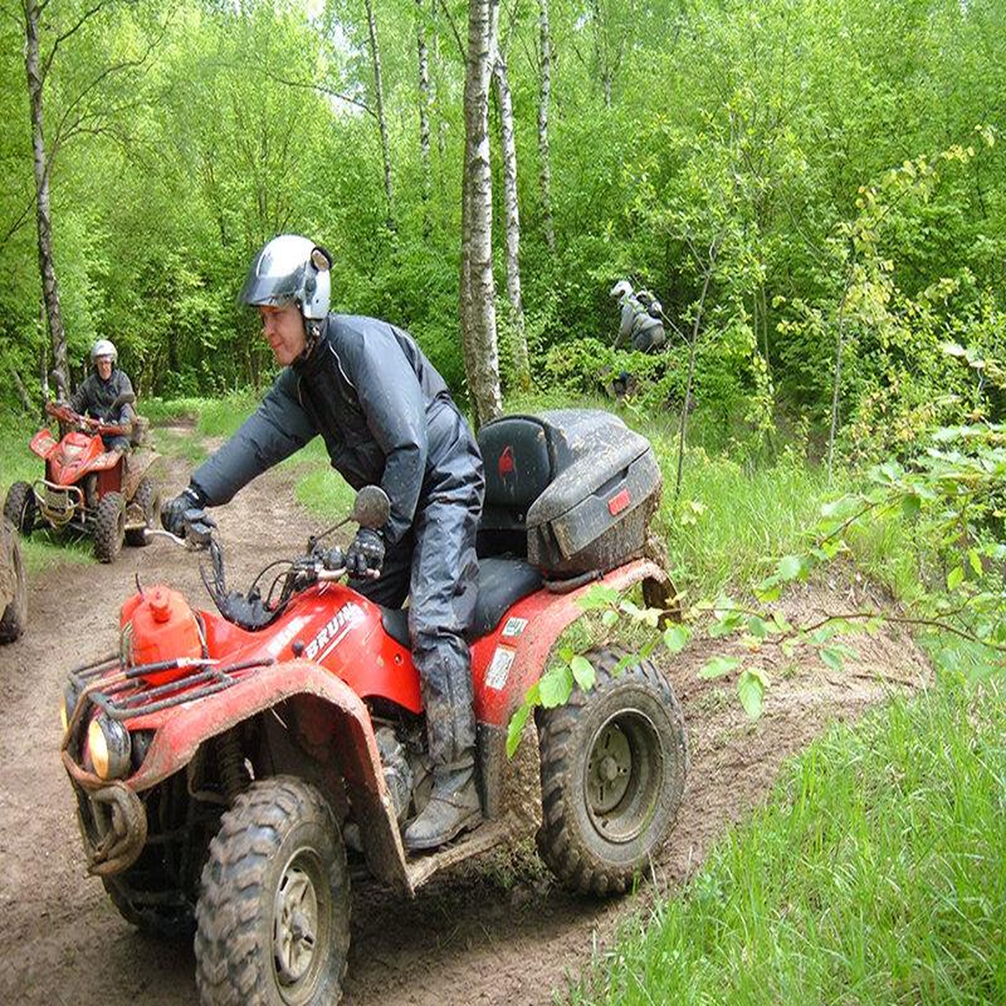 Voir la diapositive 4 : Smartbox Demi-journée d'excursion en quad à la découverte des joyaux de la région de thoiry - coffret cadeau sport & aventure