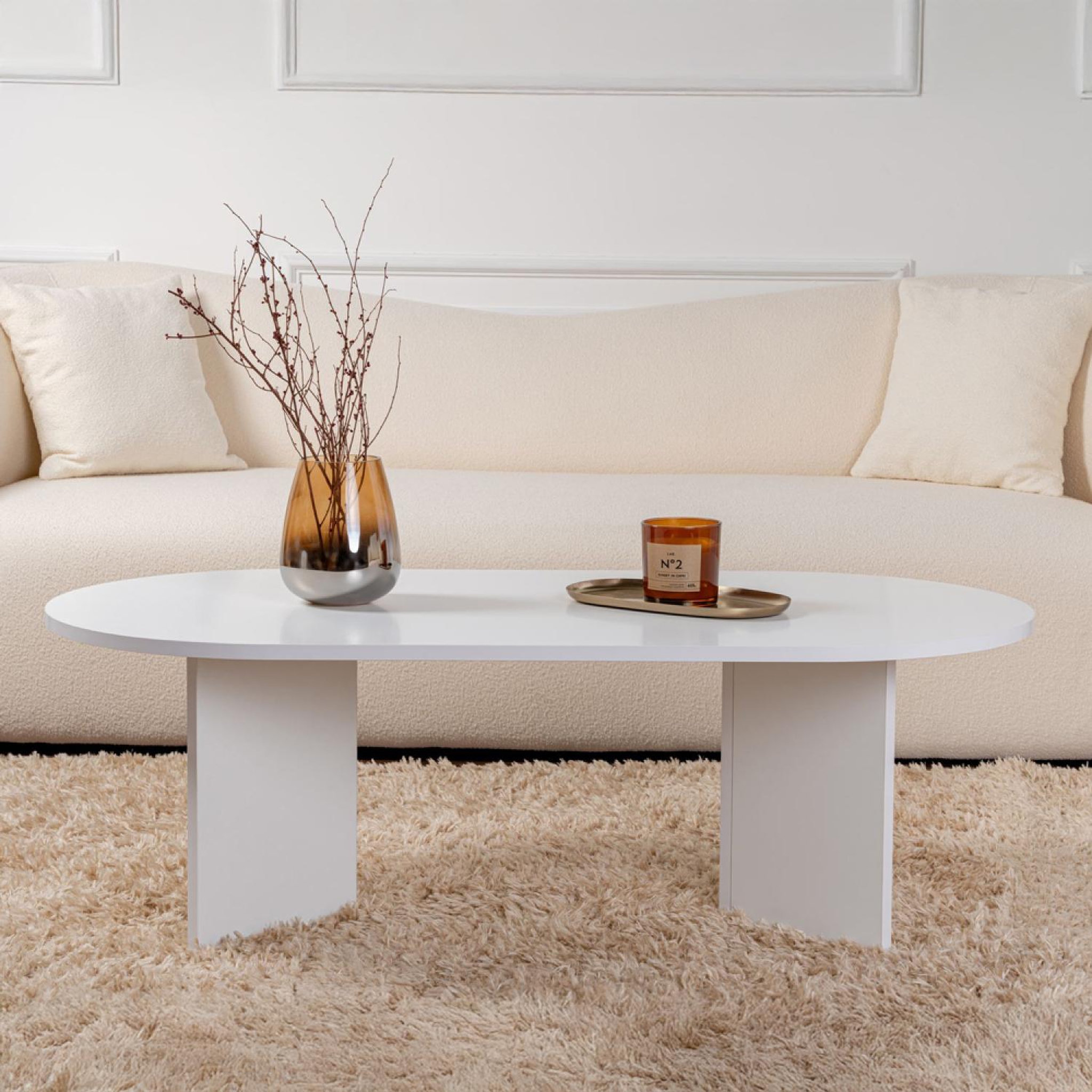 Voir la diapositive 4 : CONCEPT USINE Table basse ovale blanche 119x60cm azos