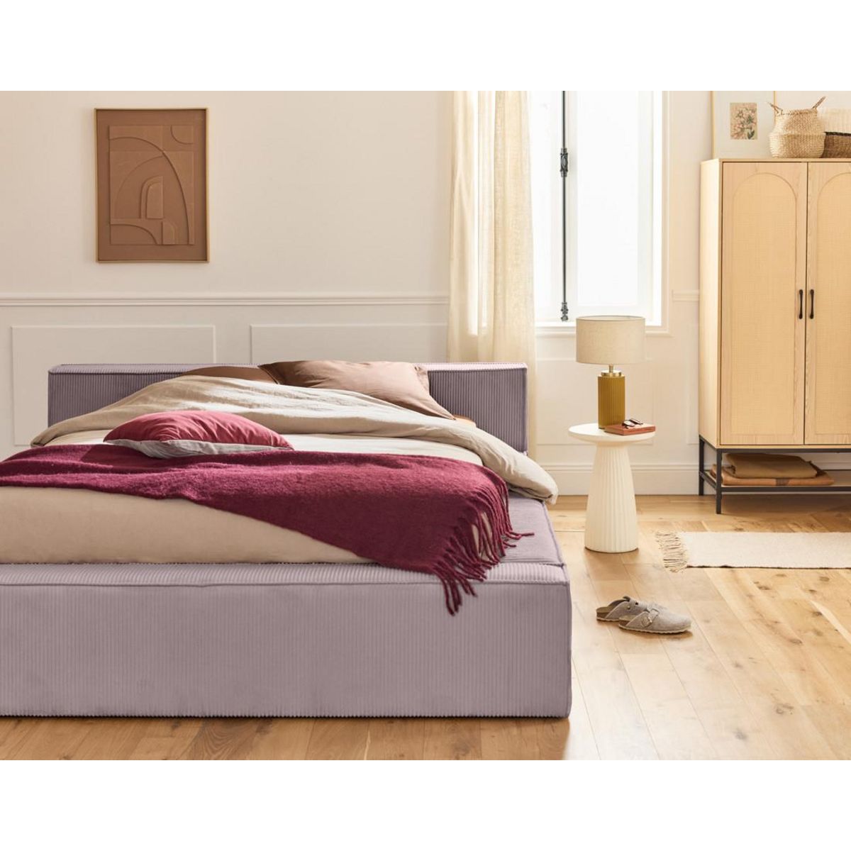 LISA DESIGN Stella - lit coffre - 140x190 cm - sommier inclus - en velours côtelé