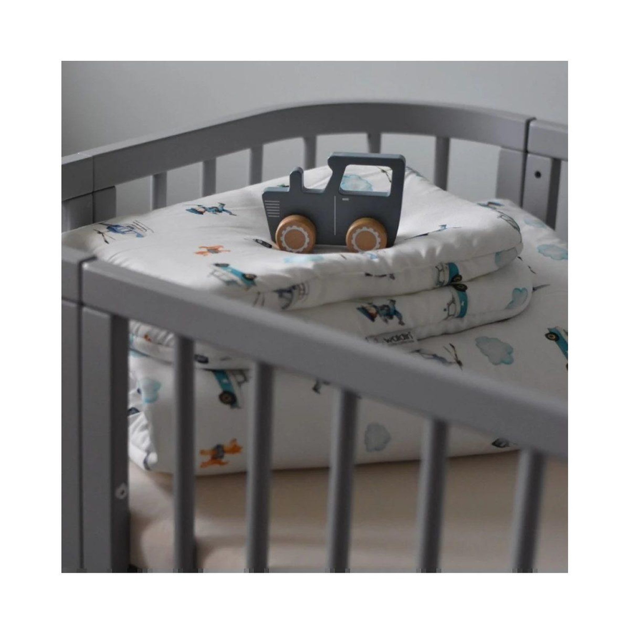 Voir la diapositive 4 : WALDIN Oreiller bébé 60 × 40 cm - motif policier, blanc