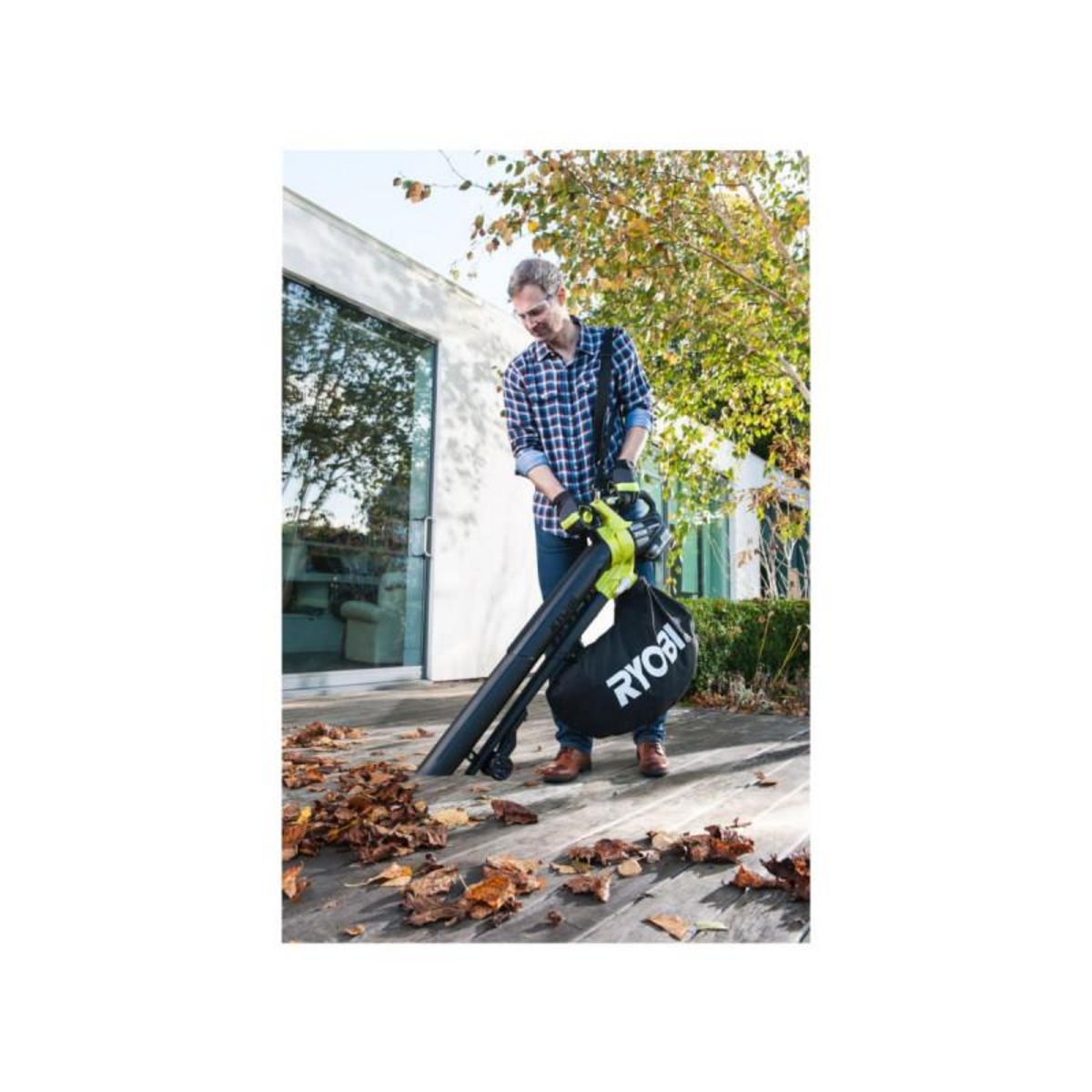 Ryobi Pack RYOBI Souffleur Aspiro-Broyeur OBV18 - 18V One+ Brushless - 1 Batterie 2.0Ah - 1 Chargeur rapi