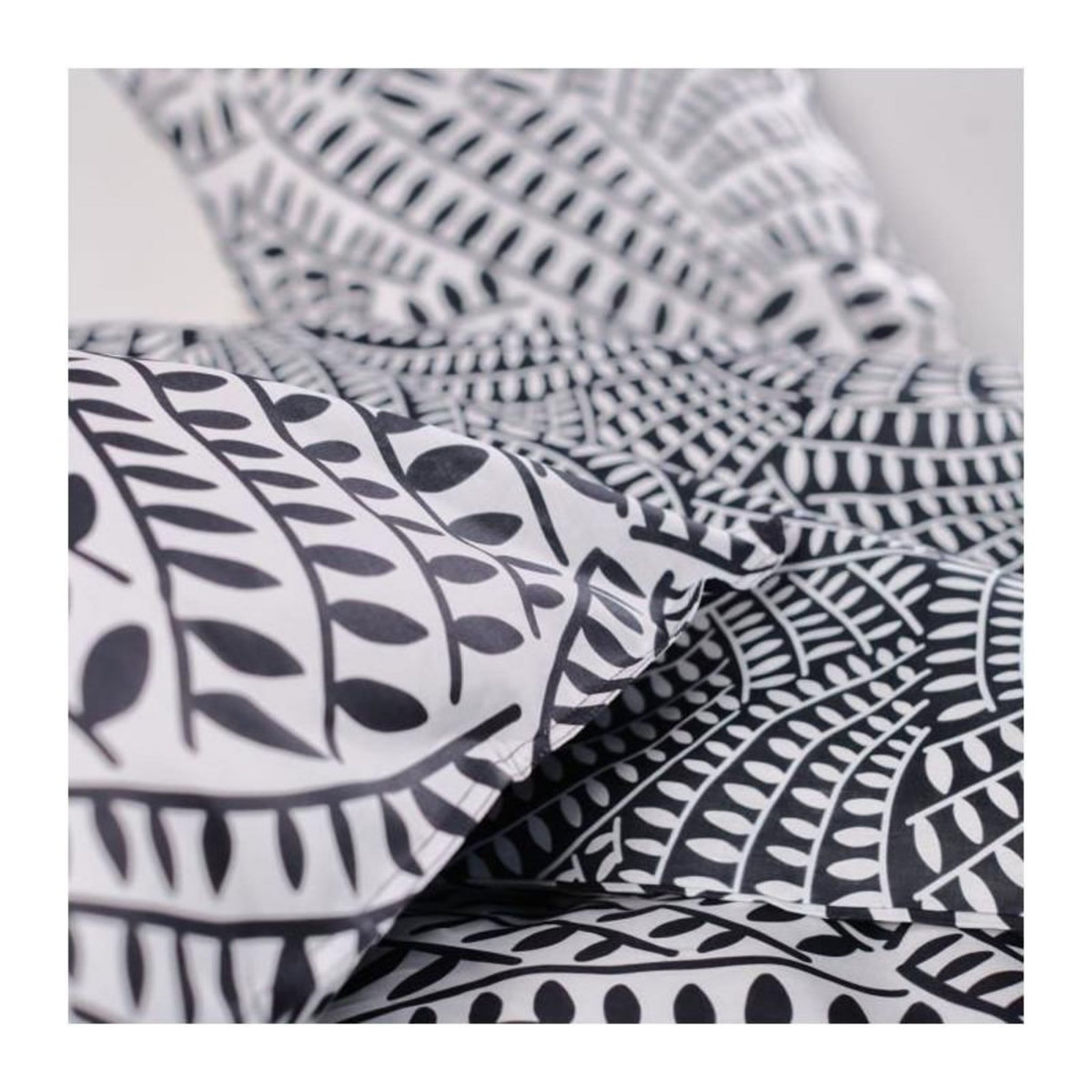 Today Parure de lit 2 personnes -TODAY - 240x200 cm - 100% Coton - Noir et Blanc