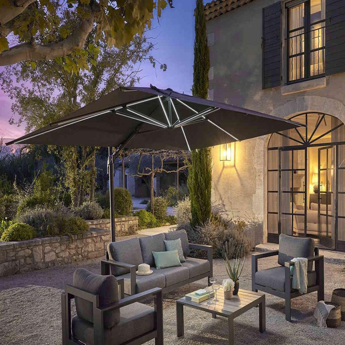 HESPERIDE Parasol déporté rectangulaire Melhia Graphite avec LED - 4 x 3 m - Hespéride