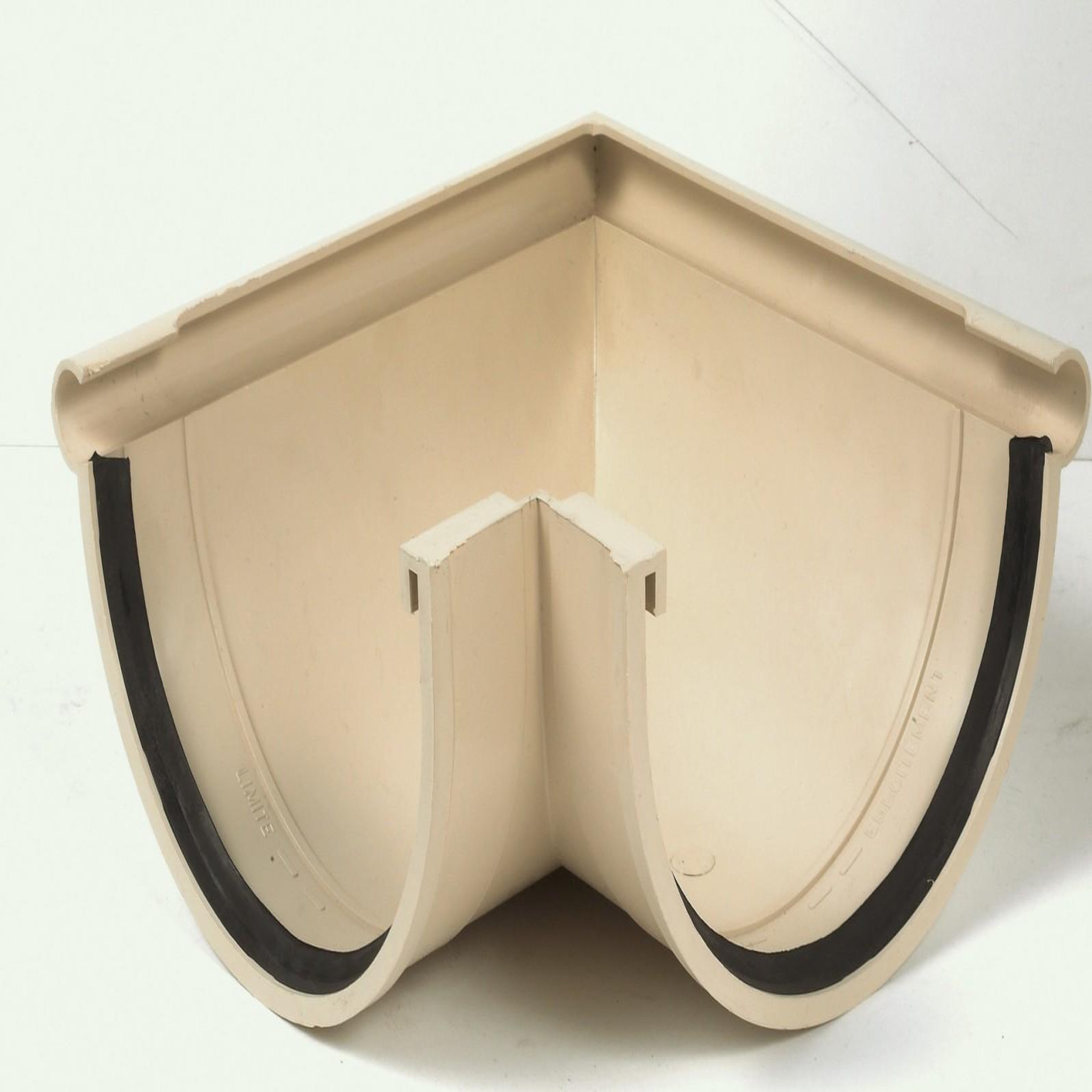 GIRPI Angle extérieur à joint pvc sable GIRPI, Dév.33 cm