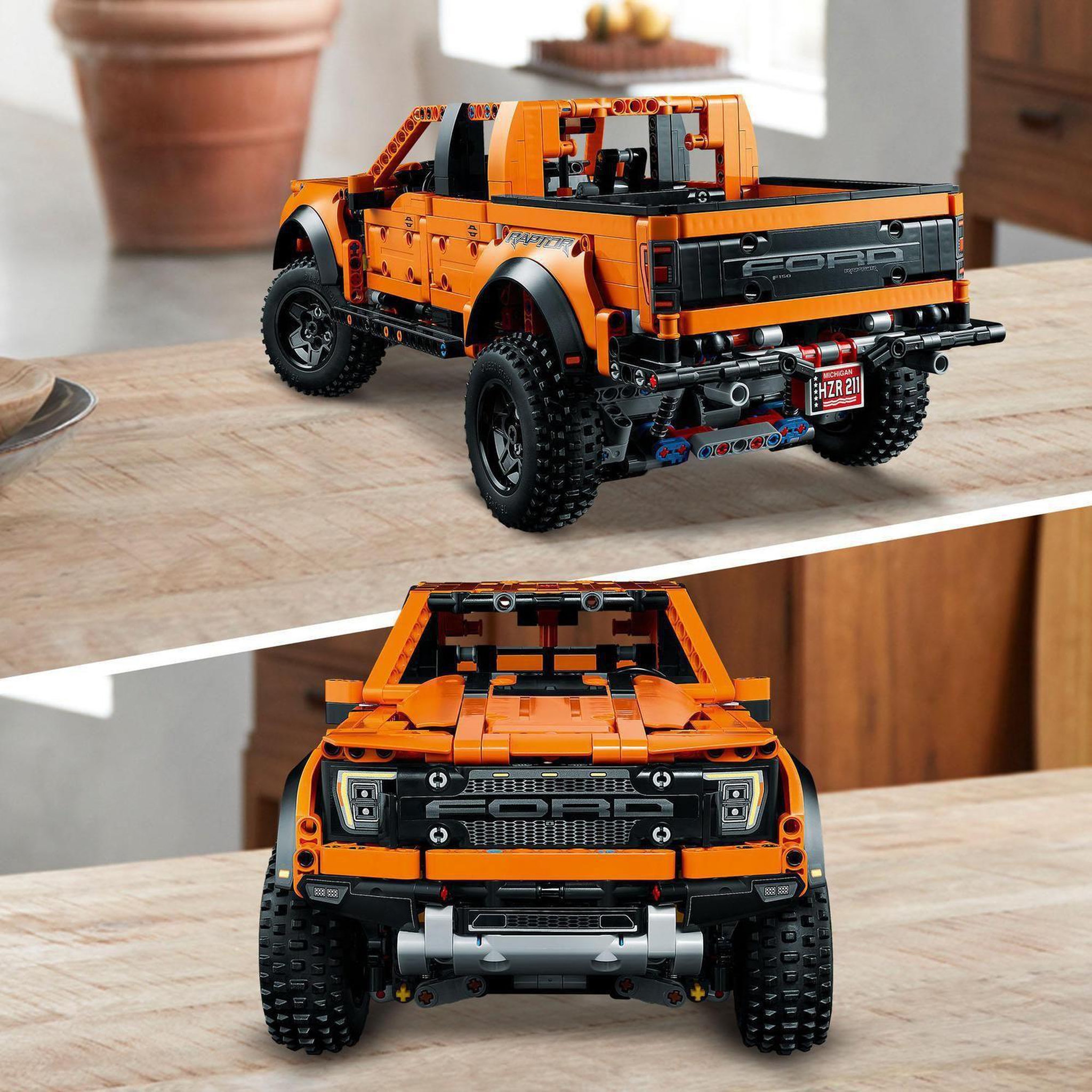 Voir la diapositive 4 : LEGO Technic 42126 Kit Ford F-150 Raptor 