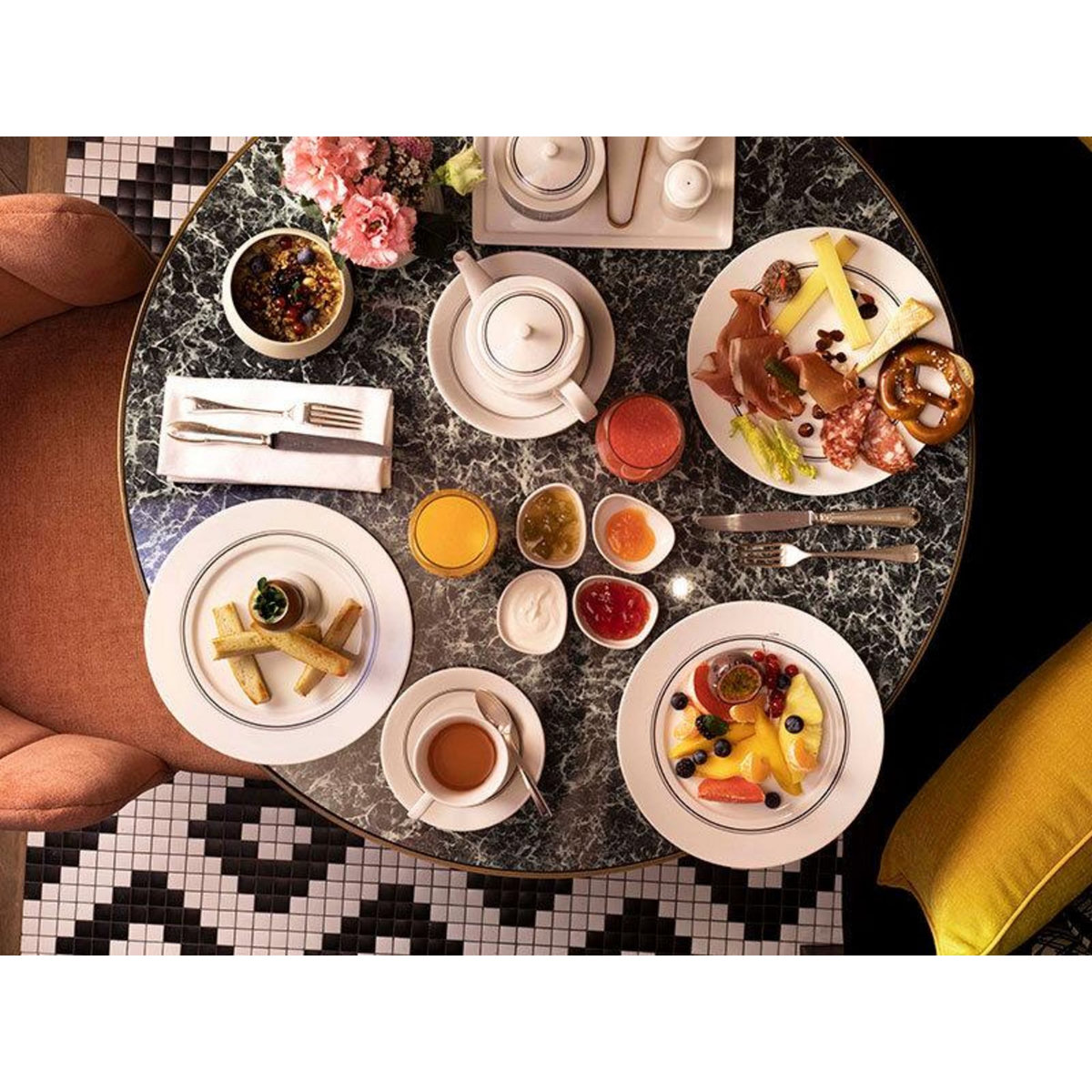 Smartbox Escapade raffinée à Strasbourg : 2 jours en hôtel 5* avec dîner en amoureux - Coffret Cadeau Séjour