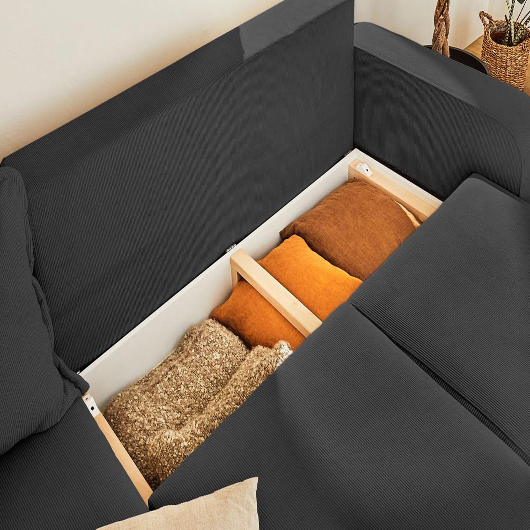 Voir la diapositive 3 : LISA DESIGN Albane - canapé d'angle gauche - 4 places - convertible avec coffre - en velours côtelé