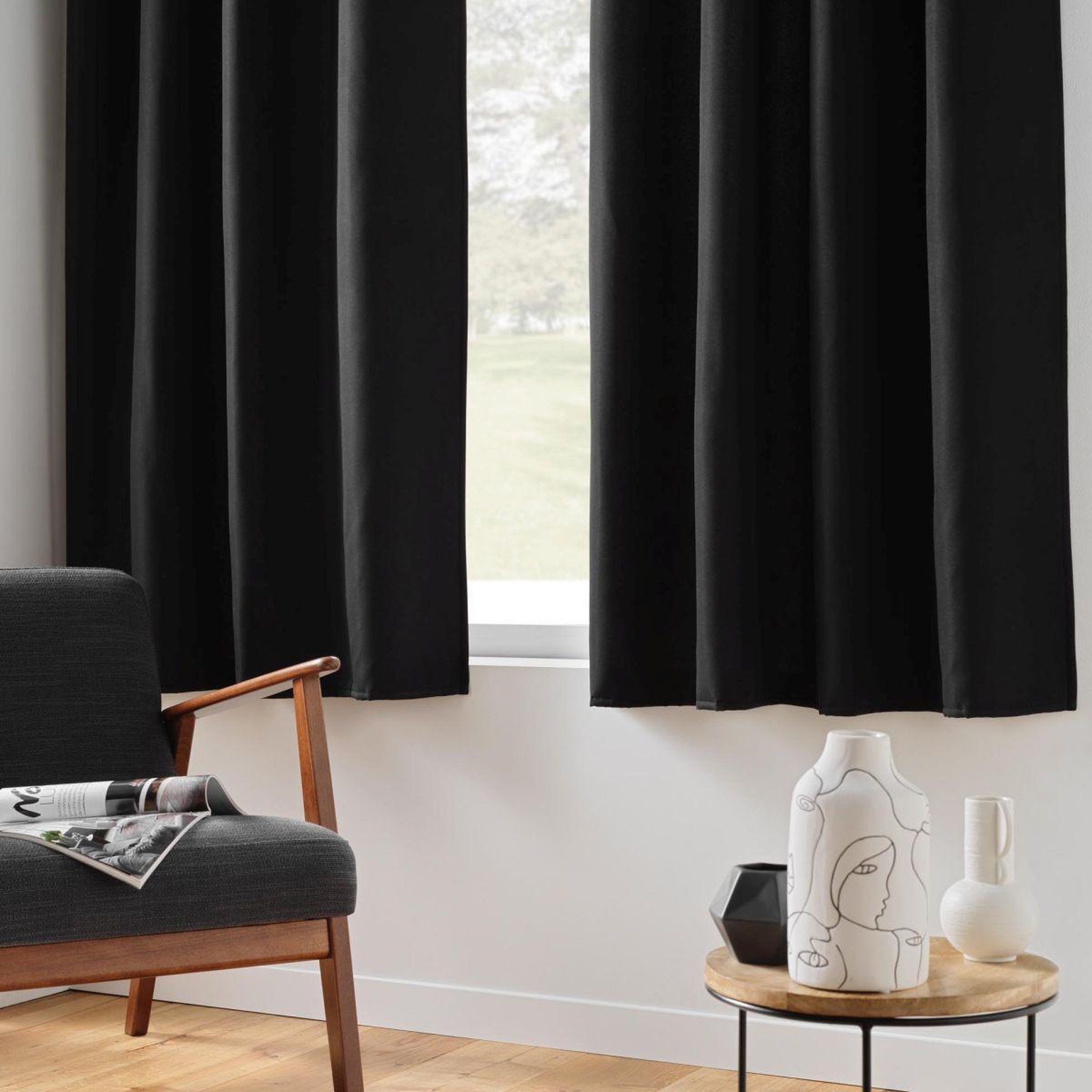 Voir la diapositive 2 : Douceur d'Intérieur Rideau isolant thermique  micropolar  135x180cm noir