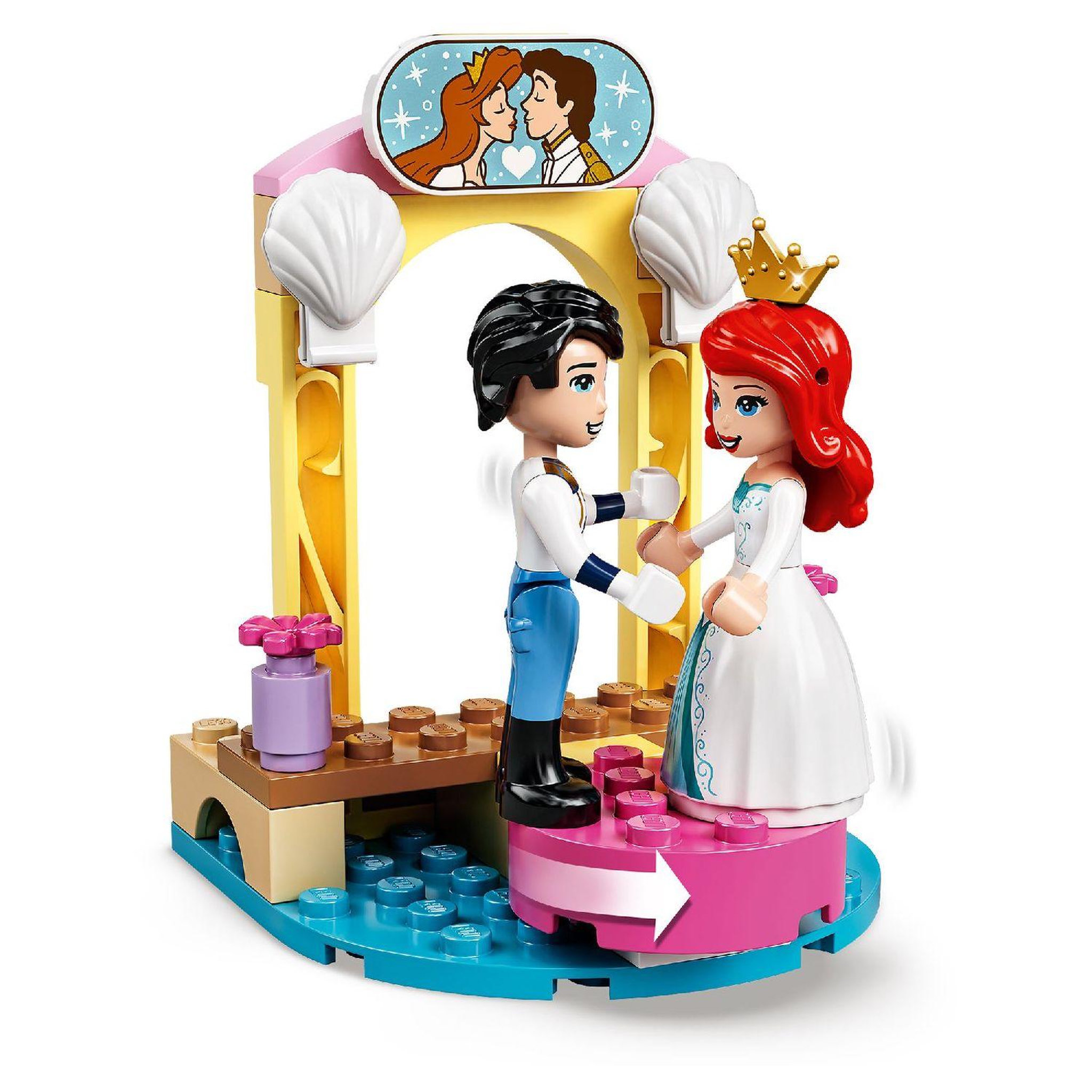Voir la diapositive 5 : LEGO Disney Princess 43191 Le bateau de mariage d&rsquo;Ariel -  La Petite Sirène
