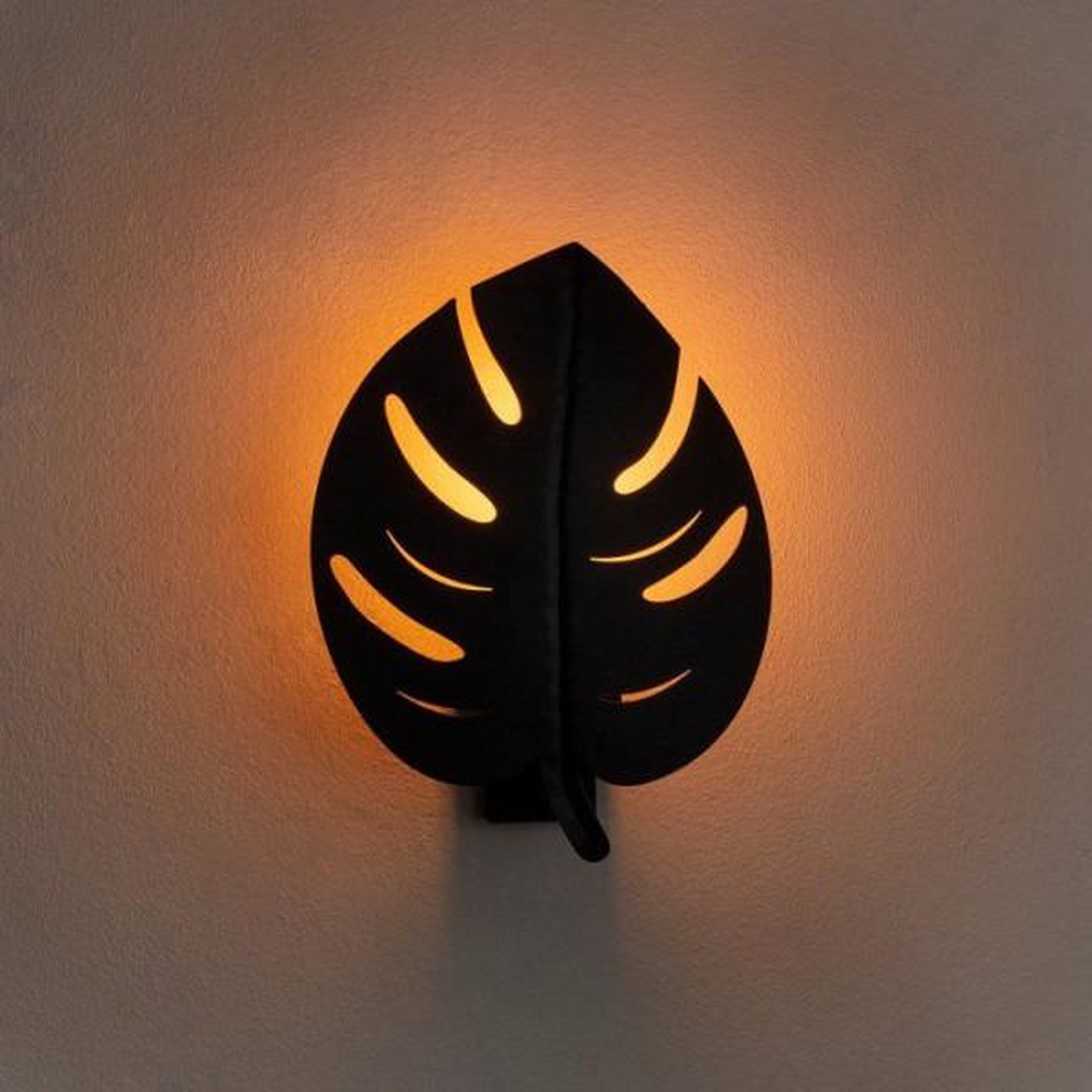 Voir la diapositive 2 : MARKET24 Applique murale Black - Métal noir - Style contemporain - Design élégant