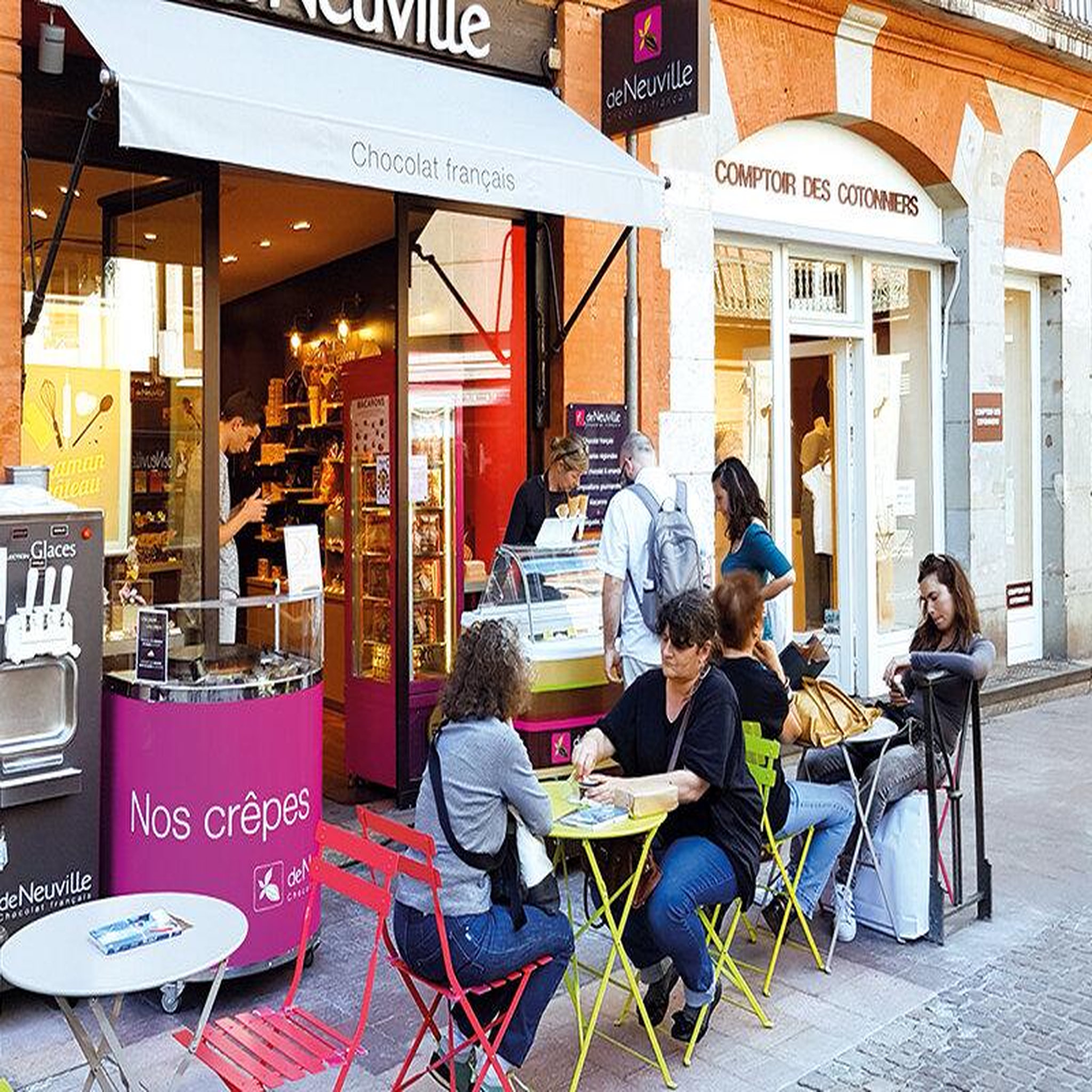 Voir la diapositive 4 : Smartbox Déclaration d'amour en chocolat pour elle - Coffret Cadeau Gastronomie