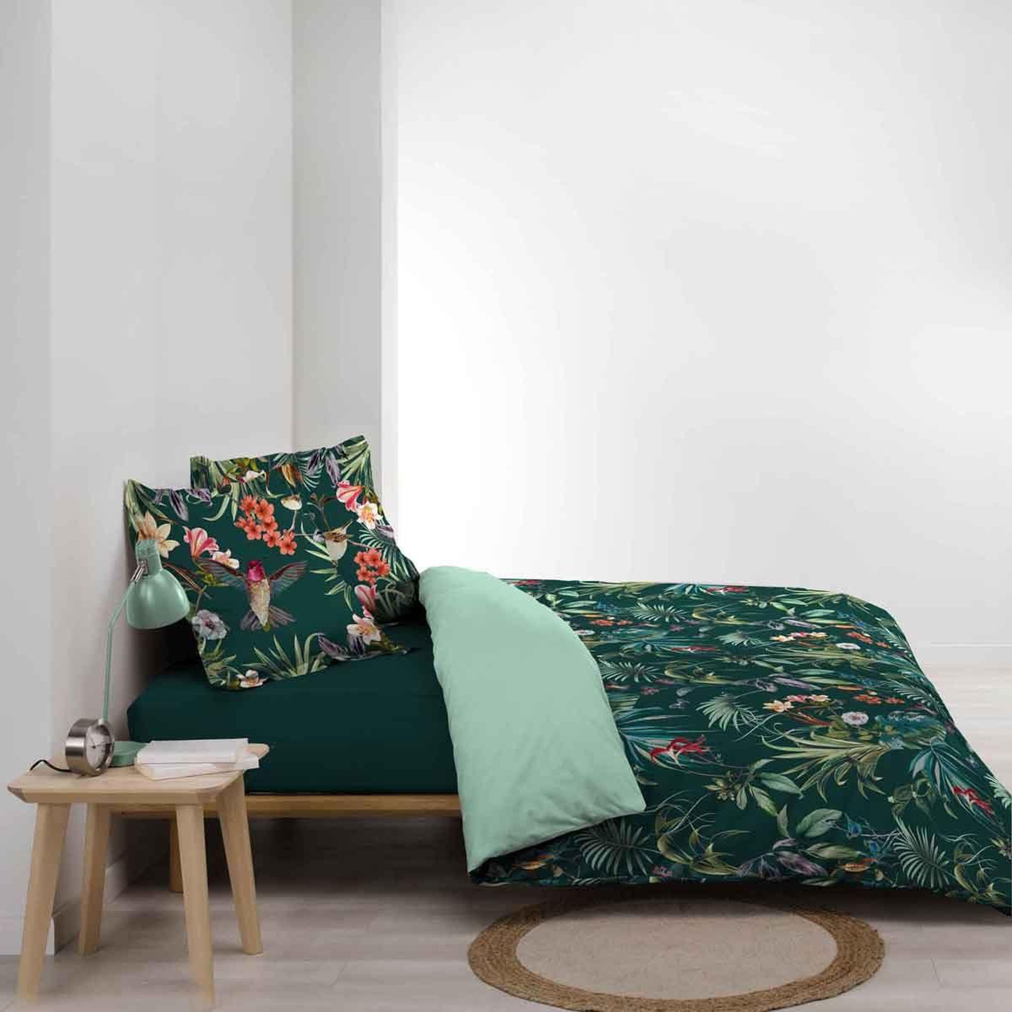 Voir la diapositive 4 : Douceur d'Intérieur Parure de lit 3 pièces  féerie  240x220cm vert