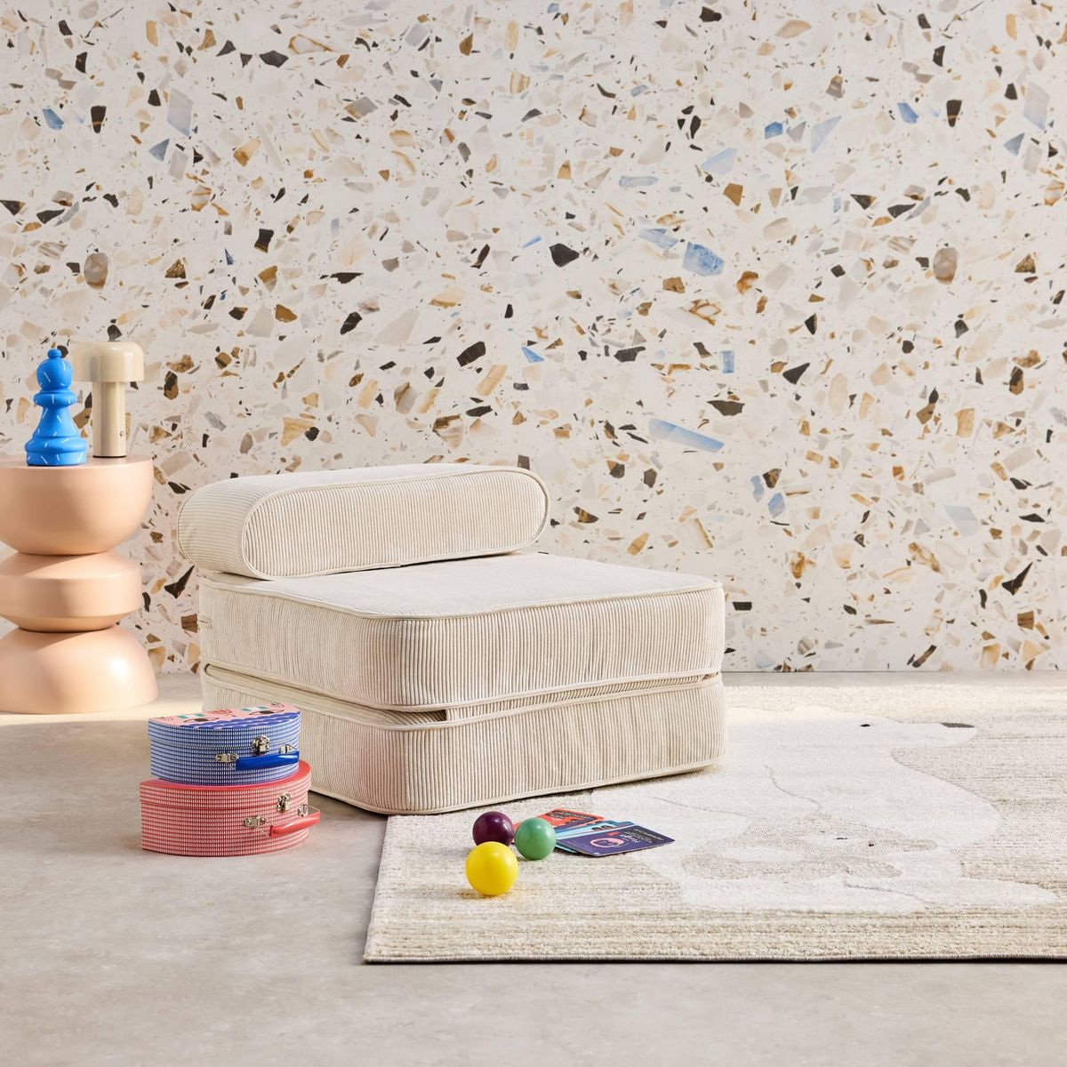 SWEEEK Fauteuil enfant en velours côtelé dépliable. couleur crème. L 66 x P 62 x H 43.5 cm