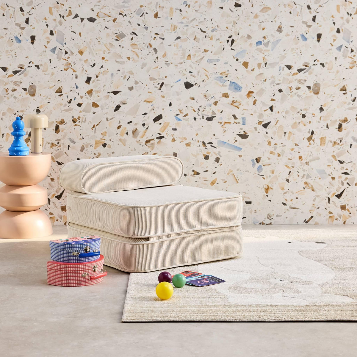 SWEEEK Fauteuil enfant en velours côtelé dépliable. couleur crème. L 66 x P 62 x H 43.5 cm